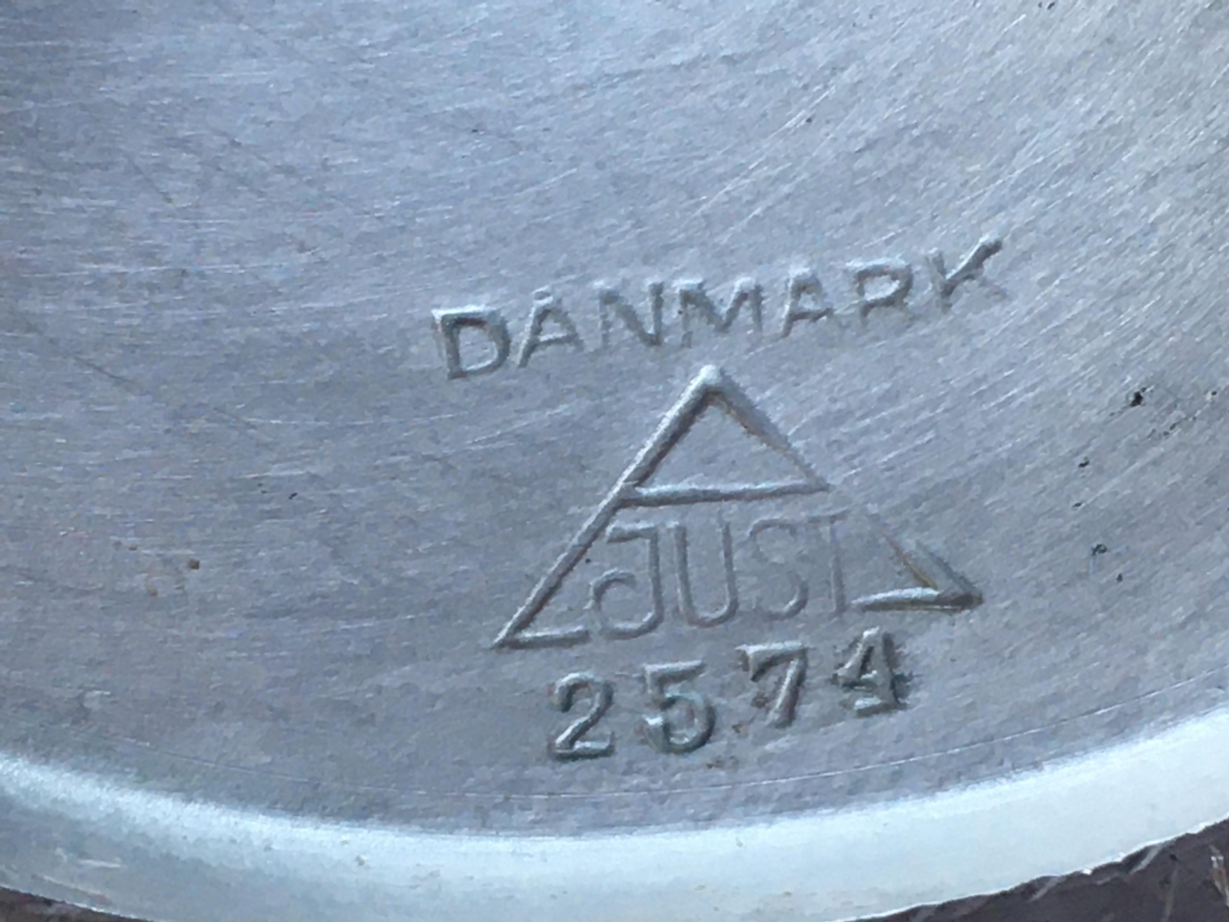 Set di due portacandele in peltro danese Just Andersen del 1940 In condizioni buone in vendita a Knebel, DK