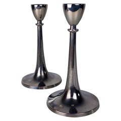 Set di due candelieri in peltro danese Just Andersen degli anni '1940