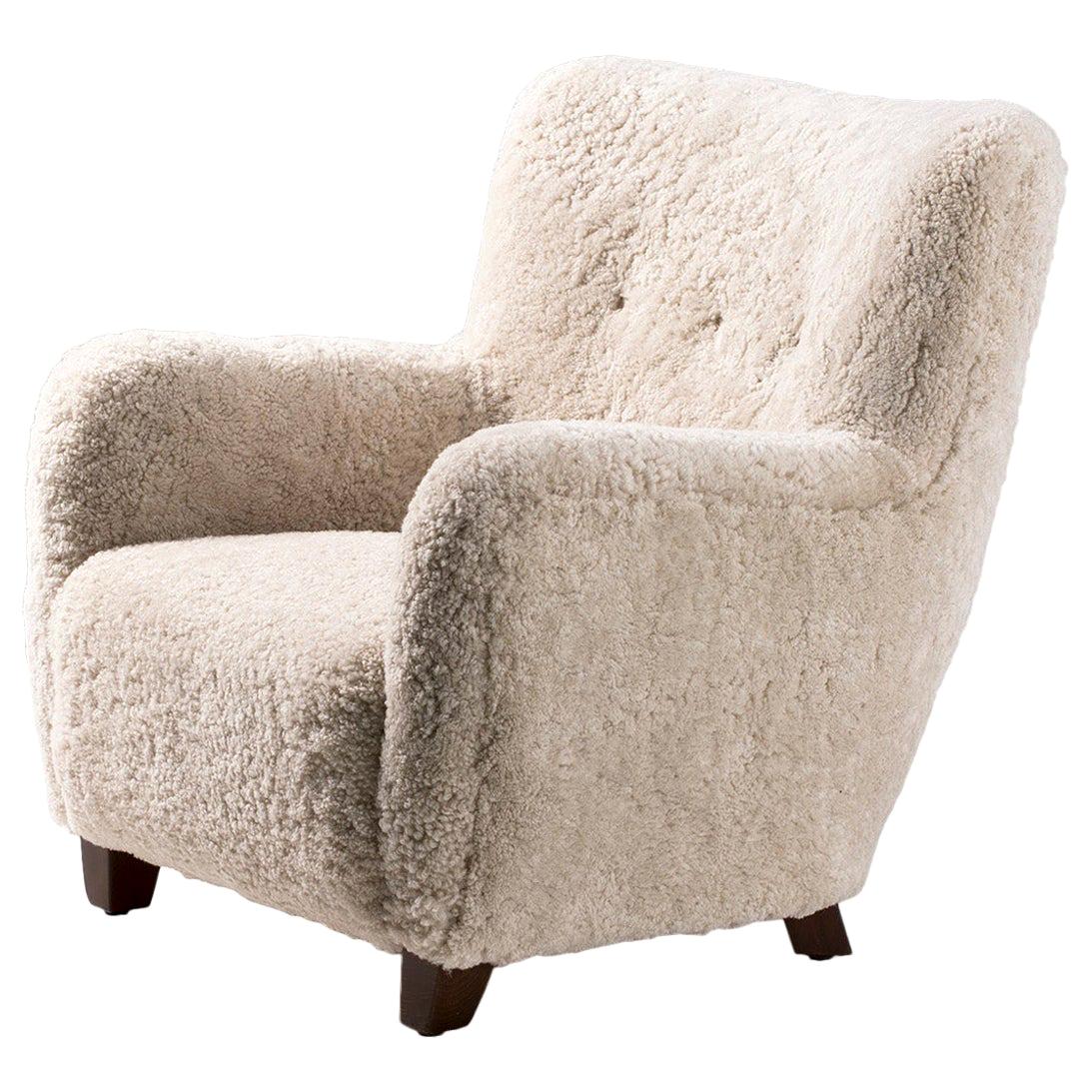 Fauteuil en peau de mouton des années 1940