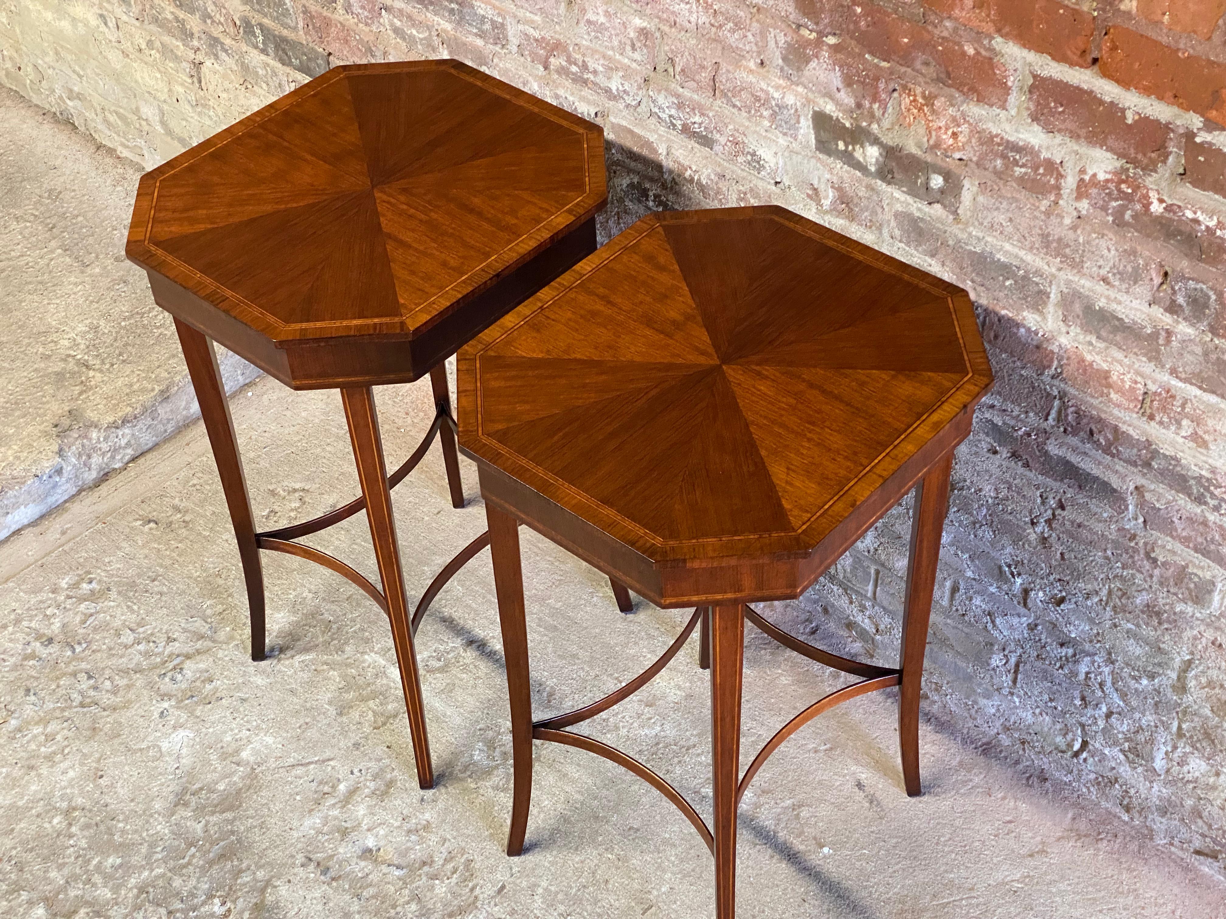 American 1940s Sheraton Style Mahogany Banded Inlaid Octagonal End Tables, A Pair