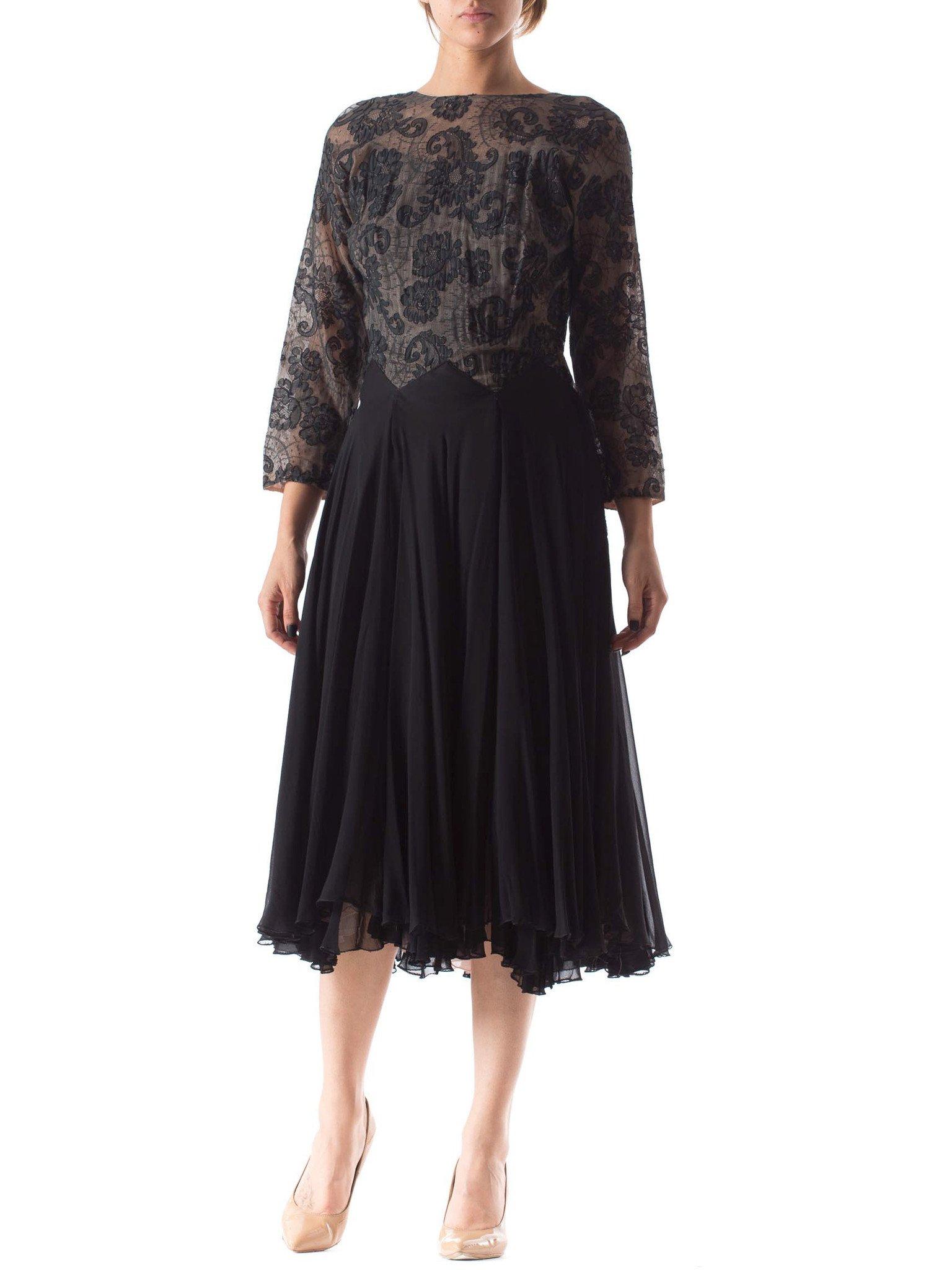 Black 1940S Silk Chiffon & Fine Chantilly Lace Sleeved Cocktail Dress With Very Full  For Sale