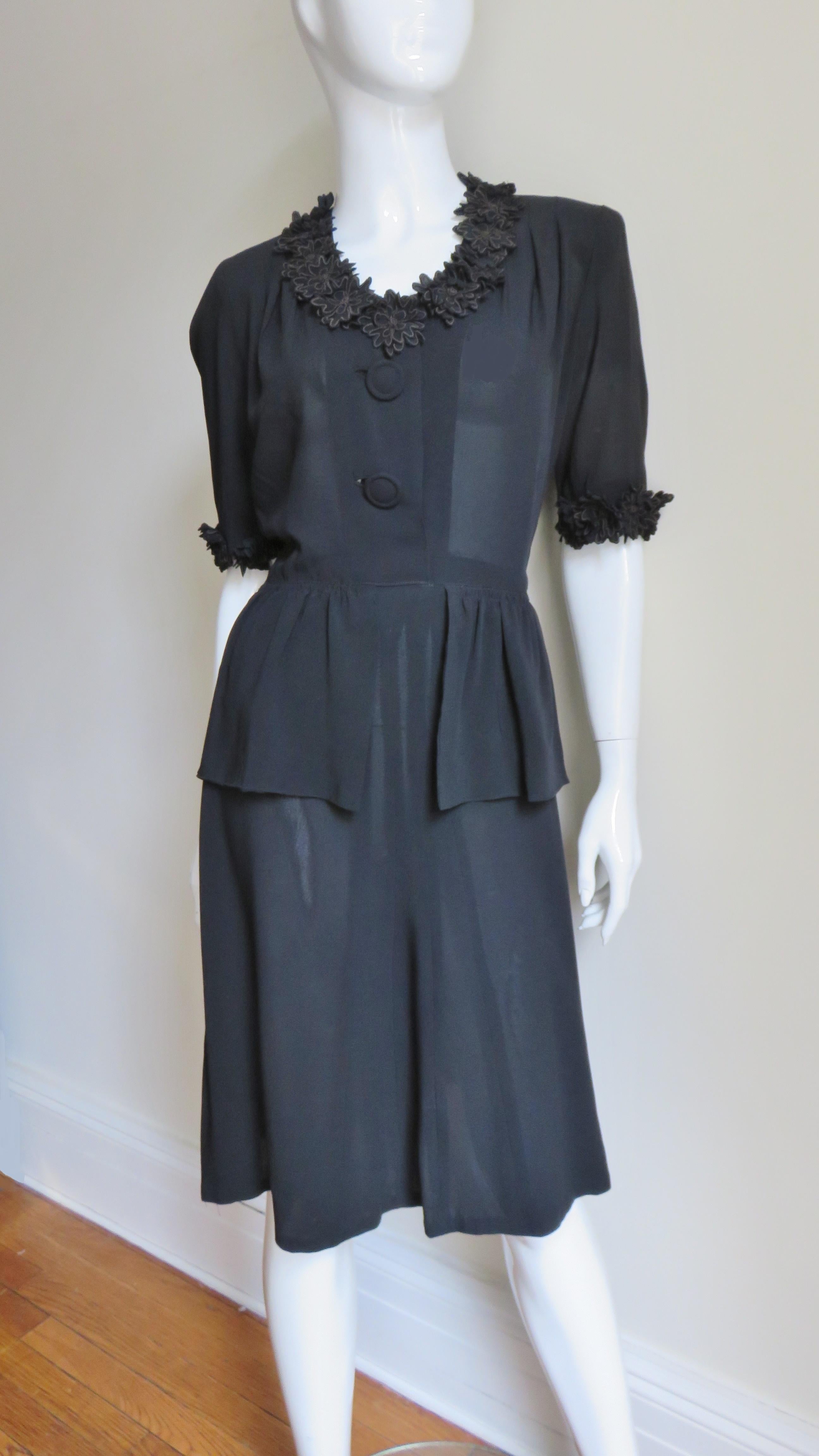 1940s Silk Dress with Applique Flowers For Sale 2