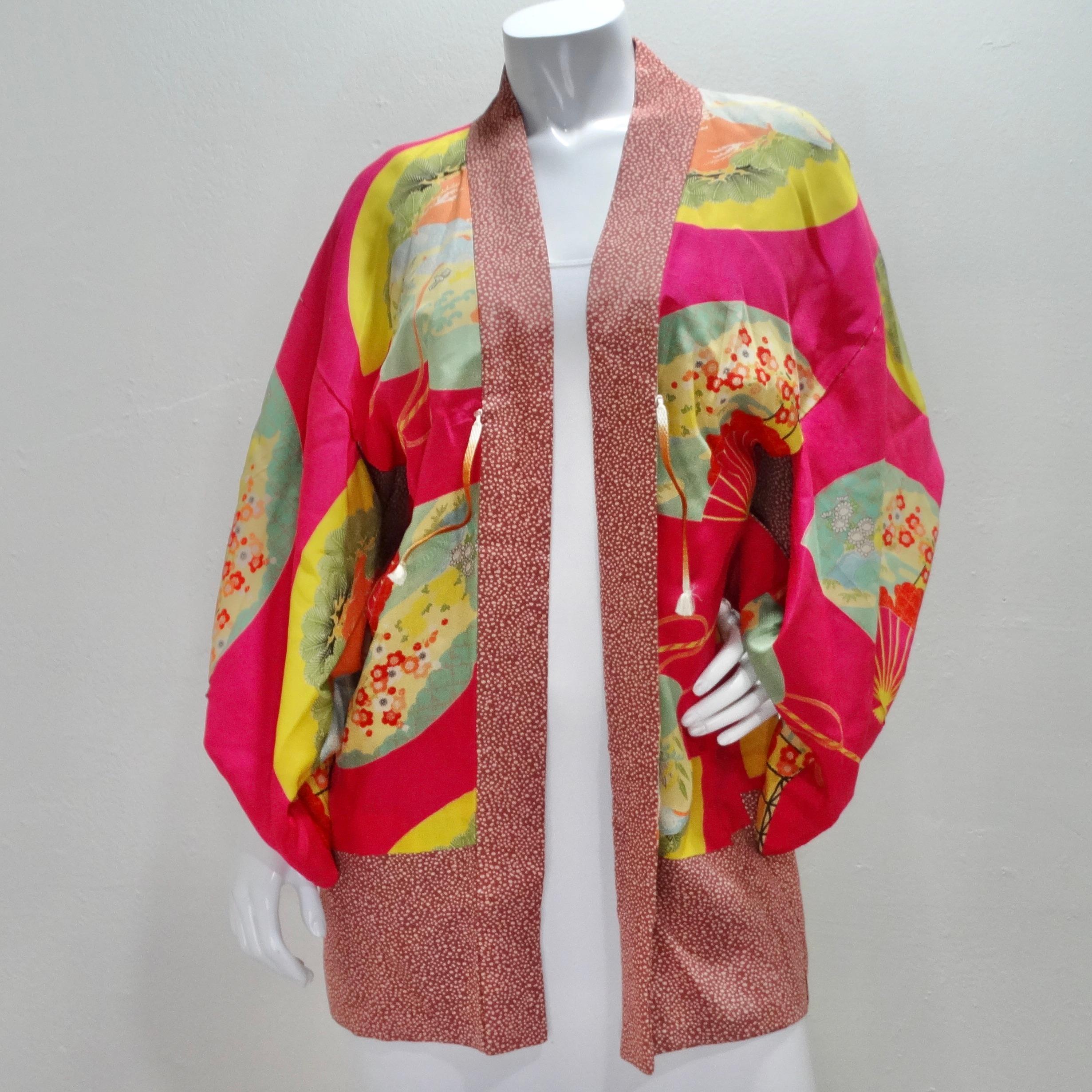 1940s Silk Multicolor Printed Kimono In Excellent Condition For Sale In Scottsdale, AZ