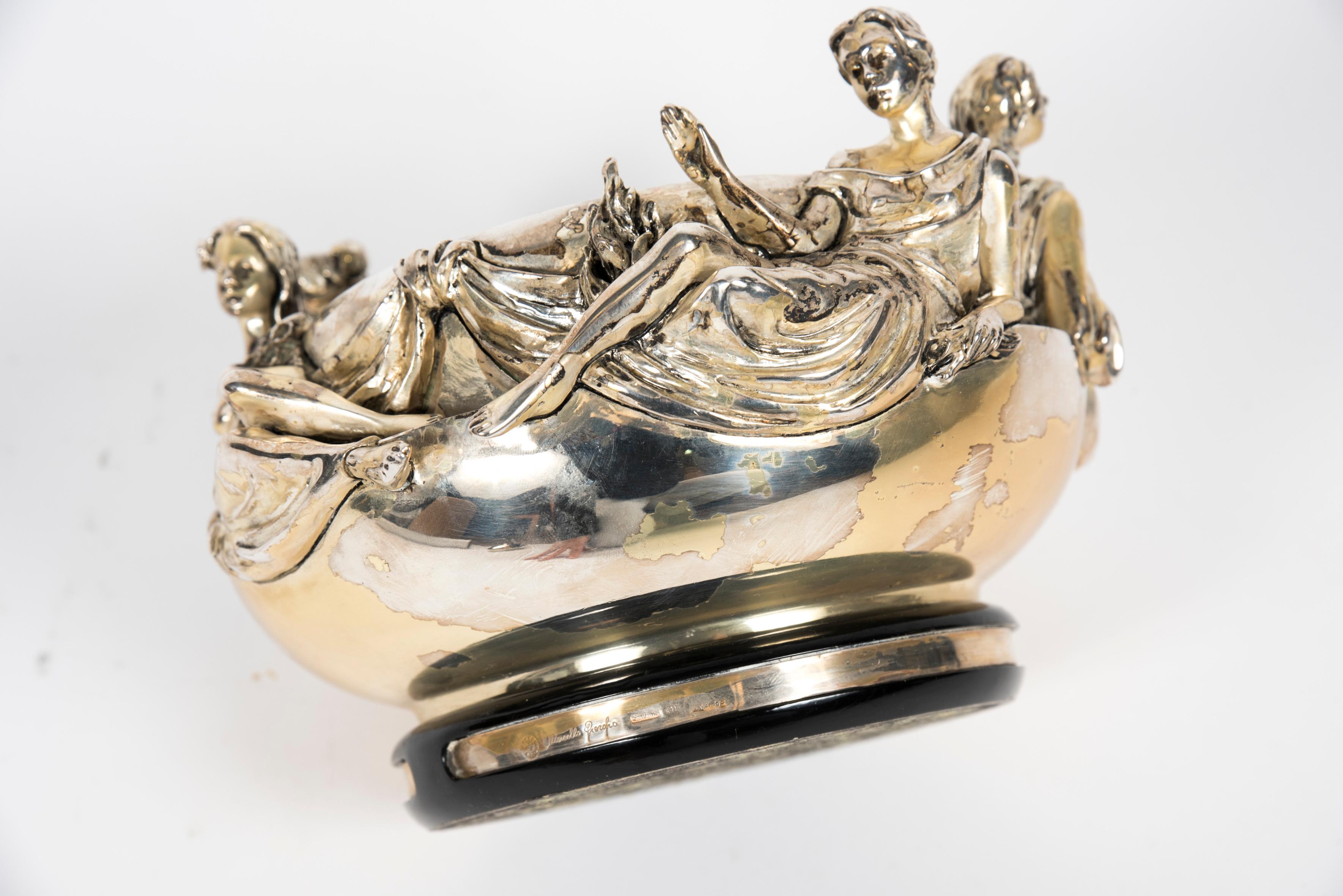 1940s Silver Boxe in the Renaissance Style For Sale 4