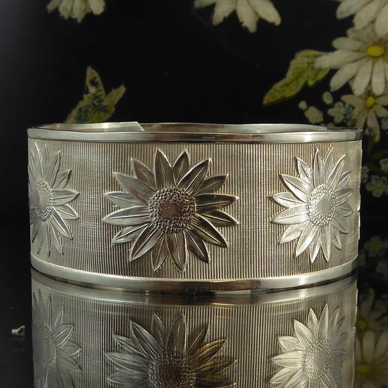 1940s Silver Buckle Bangle, Daisy Flower Pattern, Adjustable, Hallmarked Chester 1