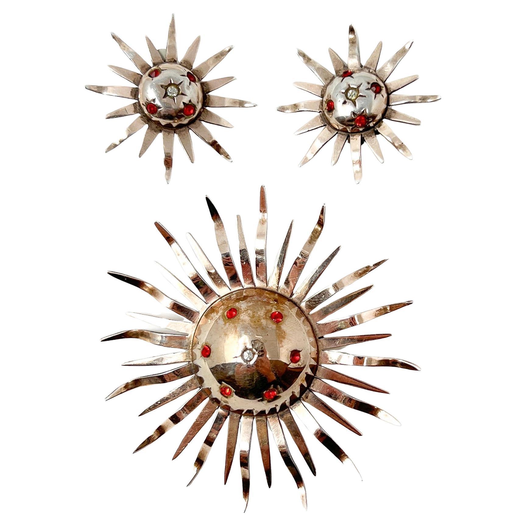 1940s Silver Gilt Sunburst Design Vintage Brooch and Earrings Set