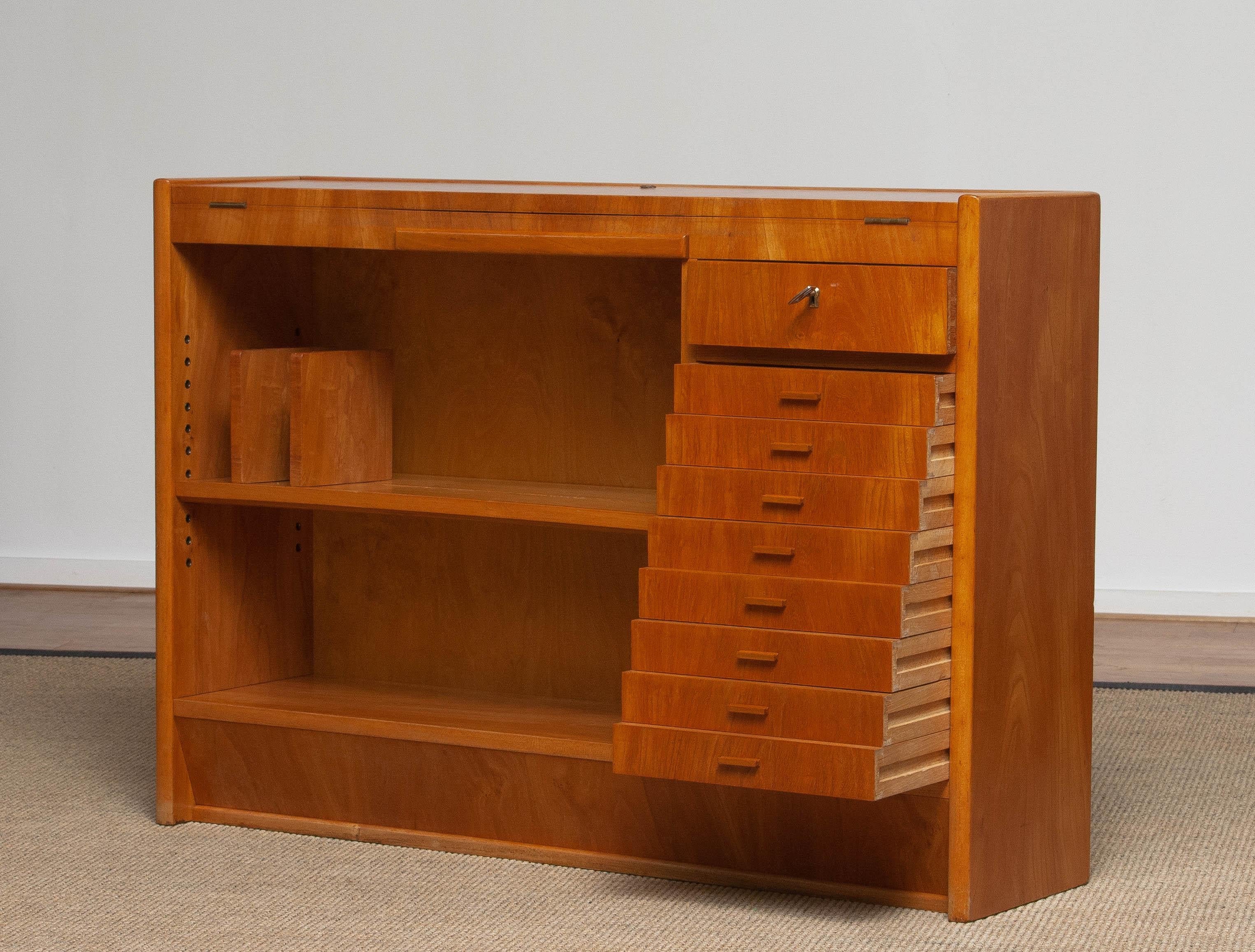 1940s Slim Oak Work Bench / Writing Desk with Open Folding Writing Working Top 10