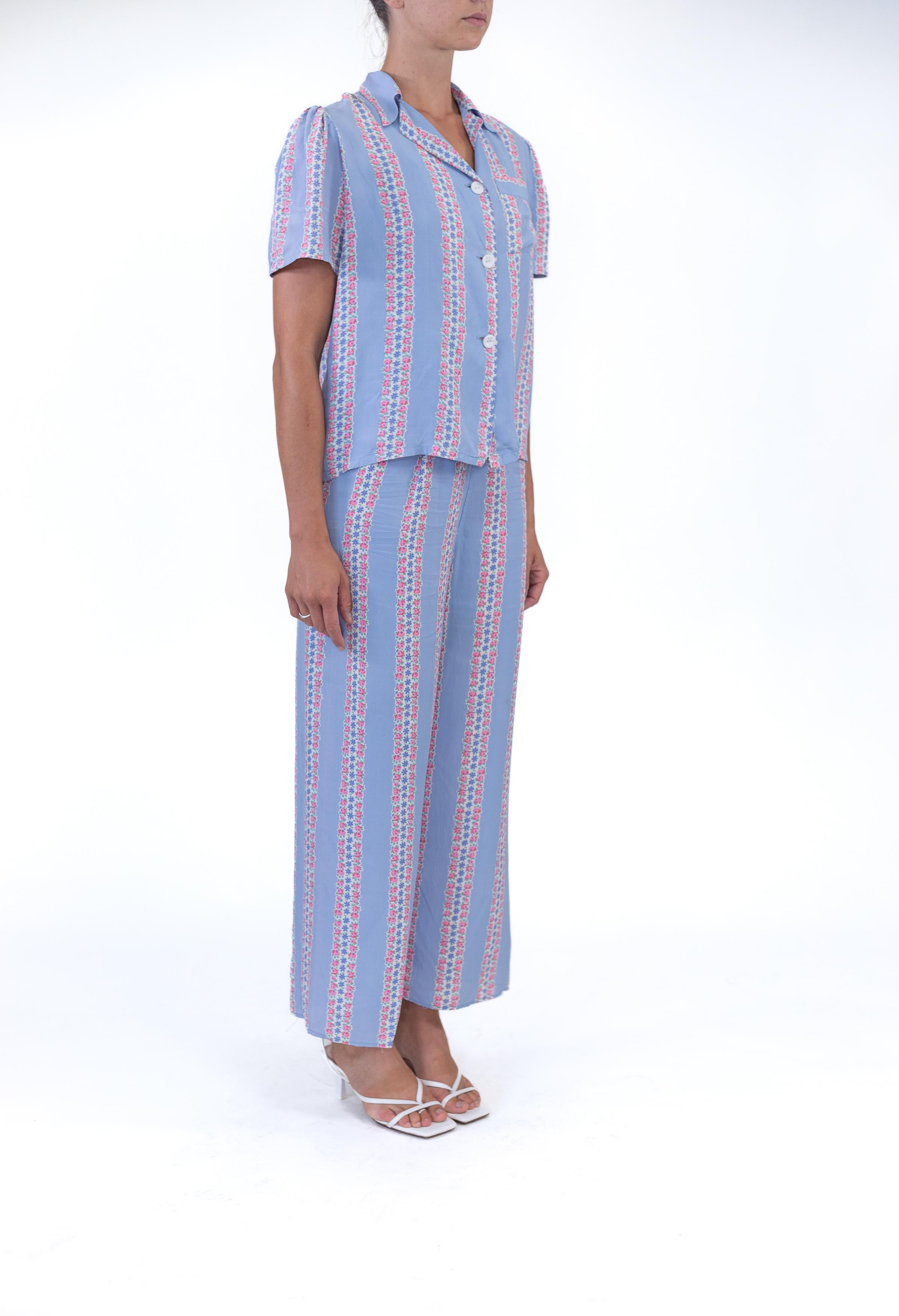 1940S SLUMBERJAM Blue & Pink Rayon Striped Floral Print Top And Bottom Pajamas For Sale 3