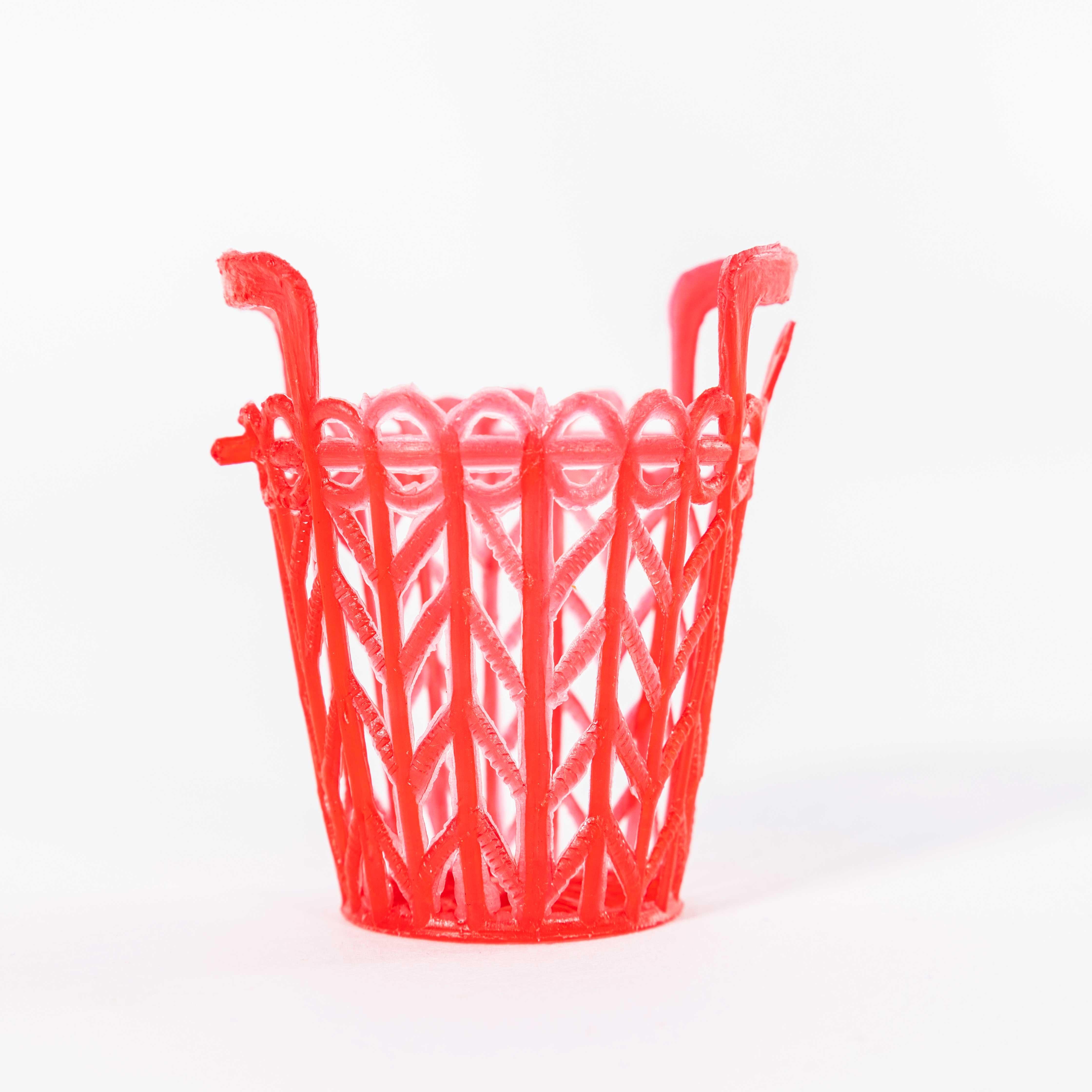 1940's Small Decorative Party Bag Plastic Baskets - Set Of Five In Good Condition For Sale In Hook, Hampshire