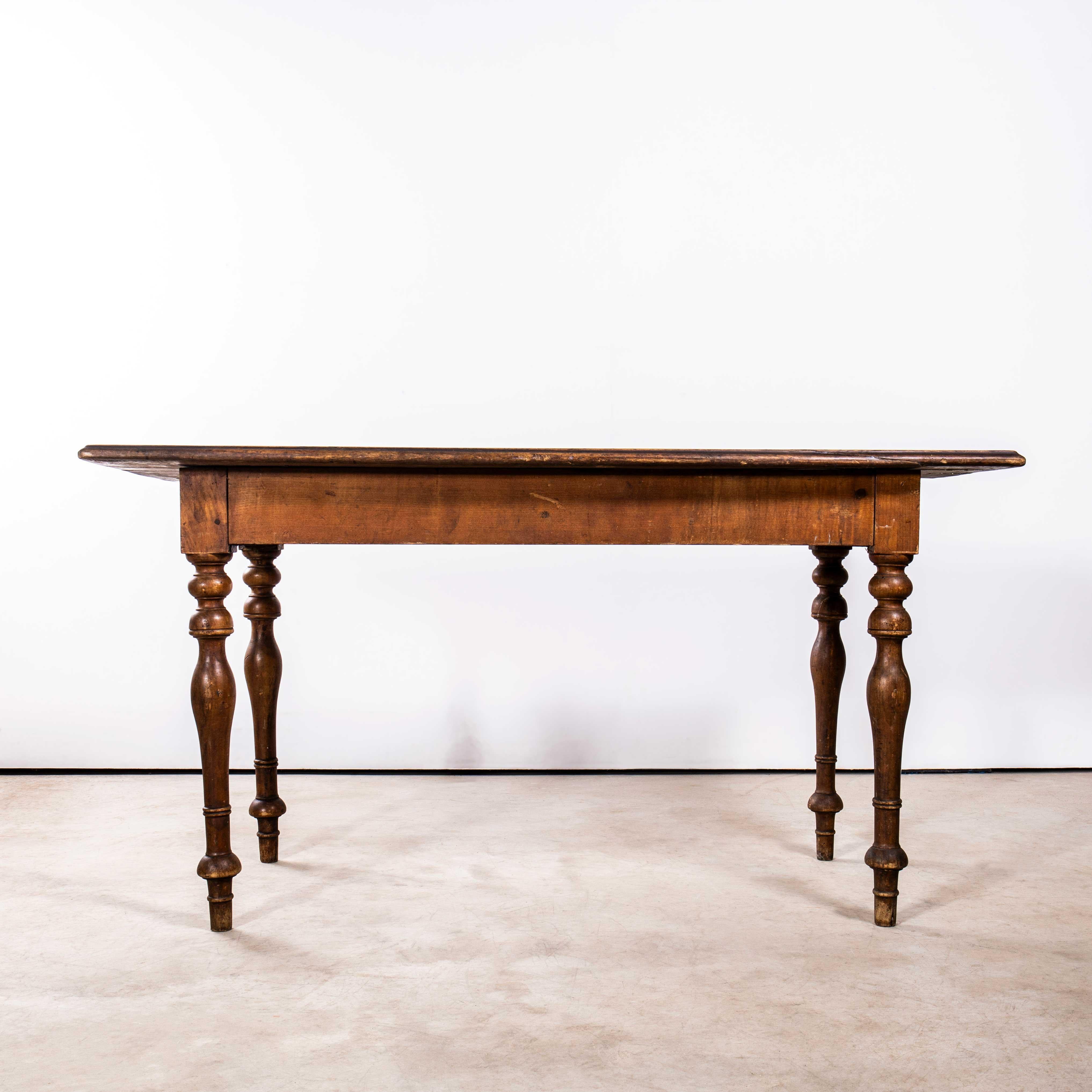 Petite table de salle à manger française des années 1940