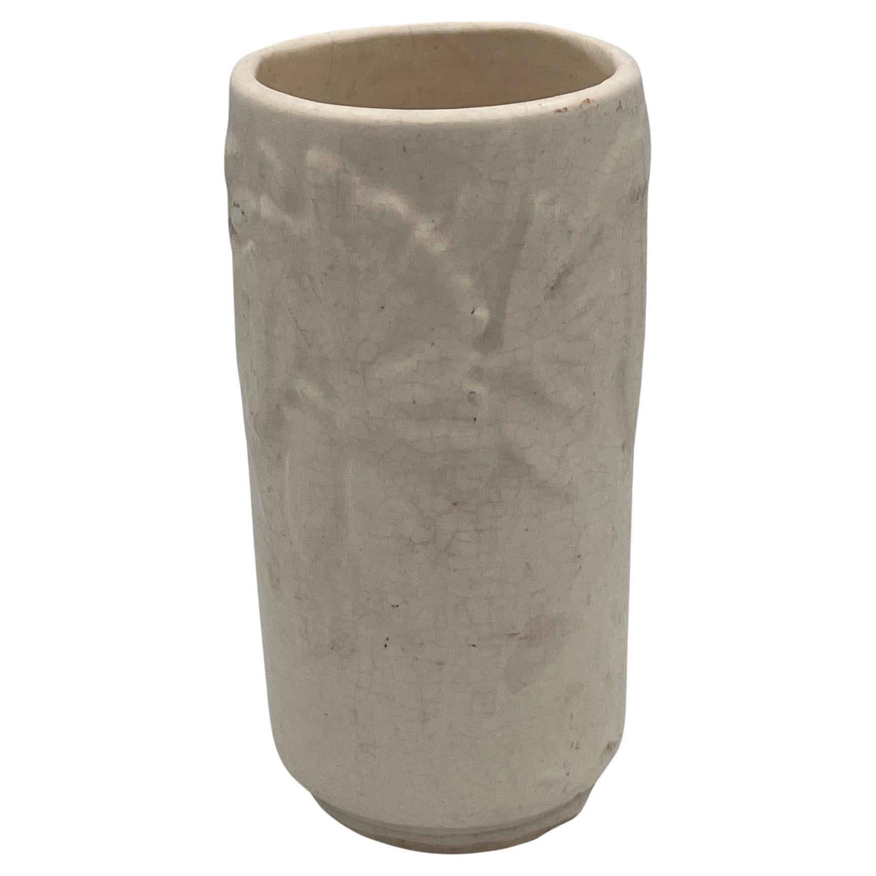 Does McCoy still make pottery?