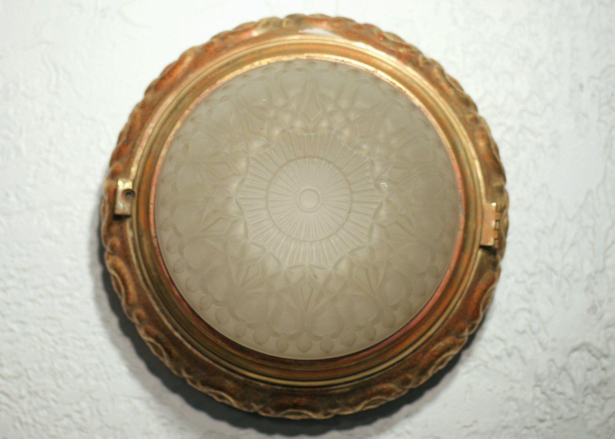 1940s Solid Bronze Dome Ceiling or Wall Light Fixture In Good Condition For Sale In Van Nuys, CA