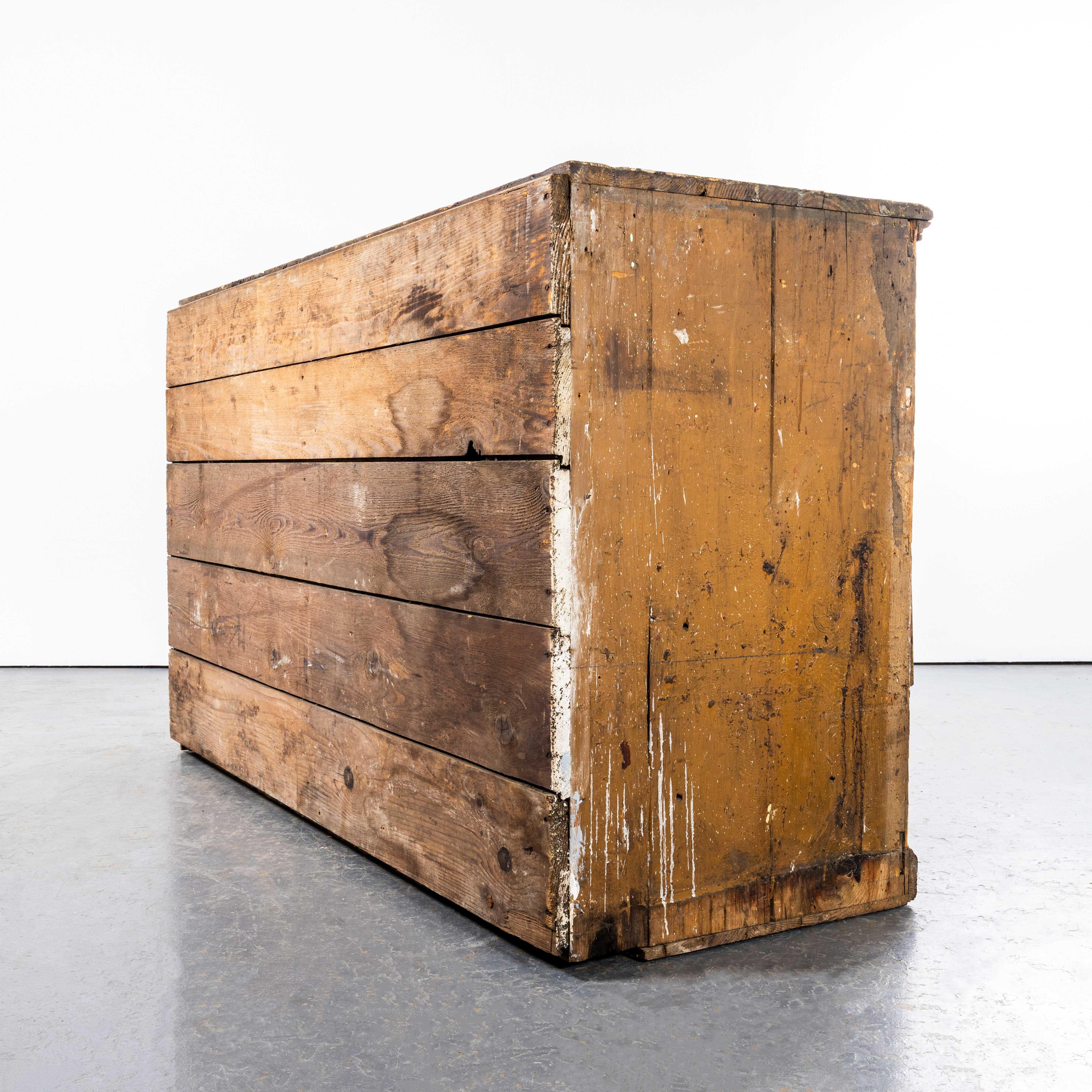 1940's Solid Pitch Pine French Merchants Bank Of Drawers - Sixteen Drawers For Sale 3