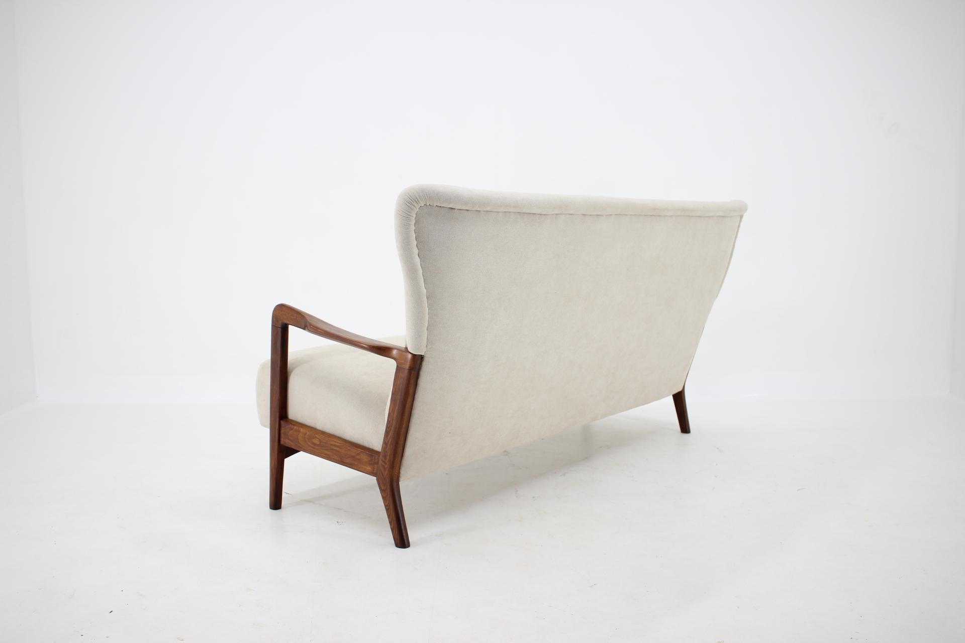 Fabric 1940s Soren Hansen Three-Seat Sofa by Fritz Hansen, Denmark
