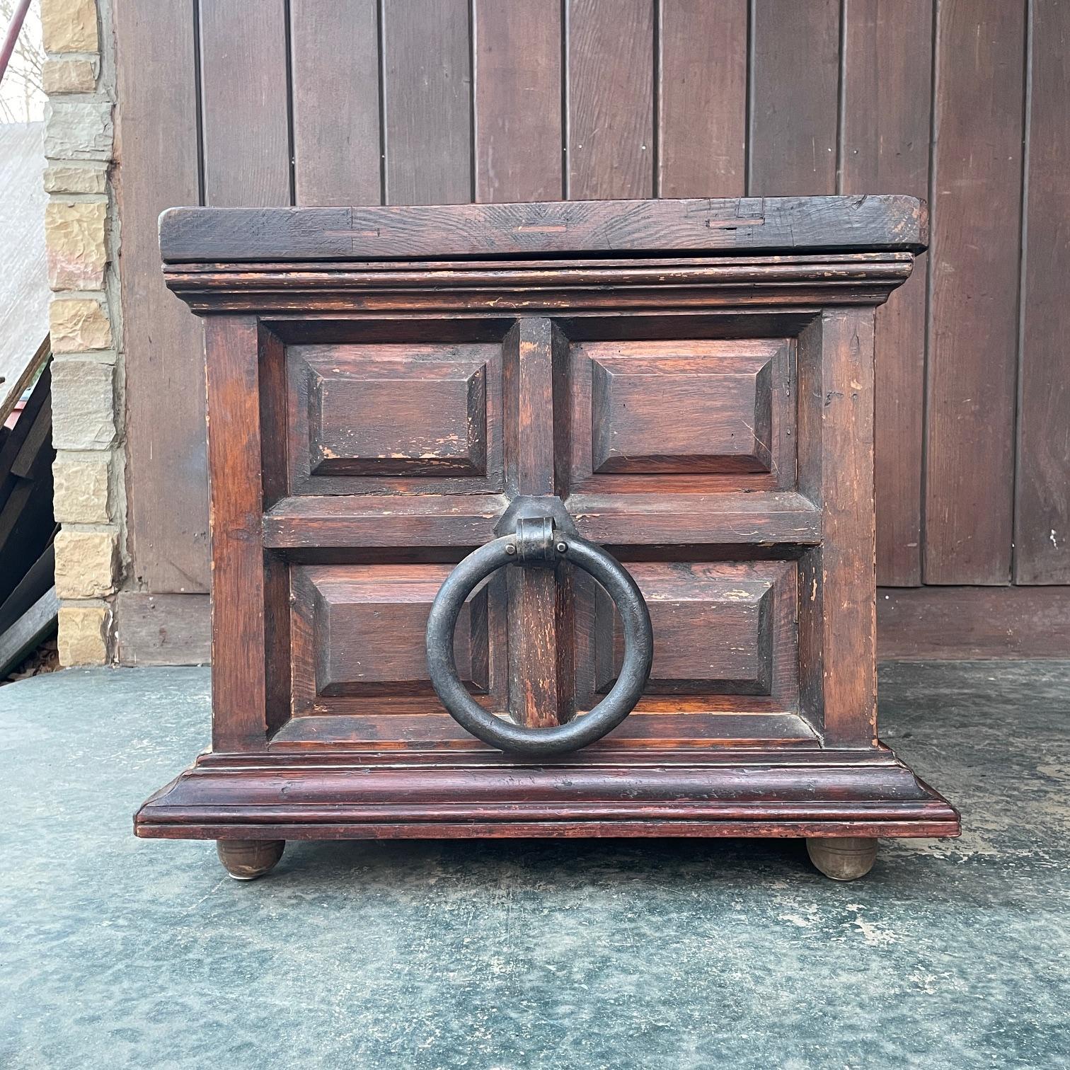 1940s Spanish Baroque style Trunk Vintage Mid-Century Old Hollywood Mansion For Sale 3
