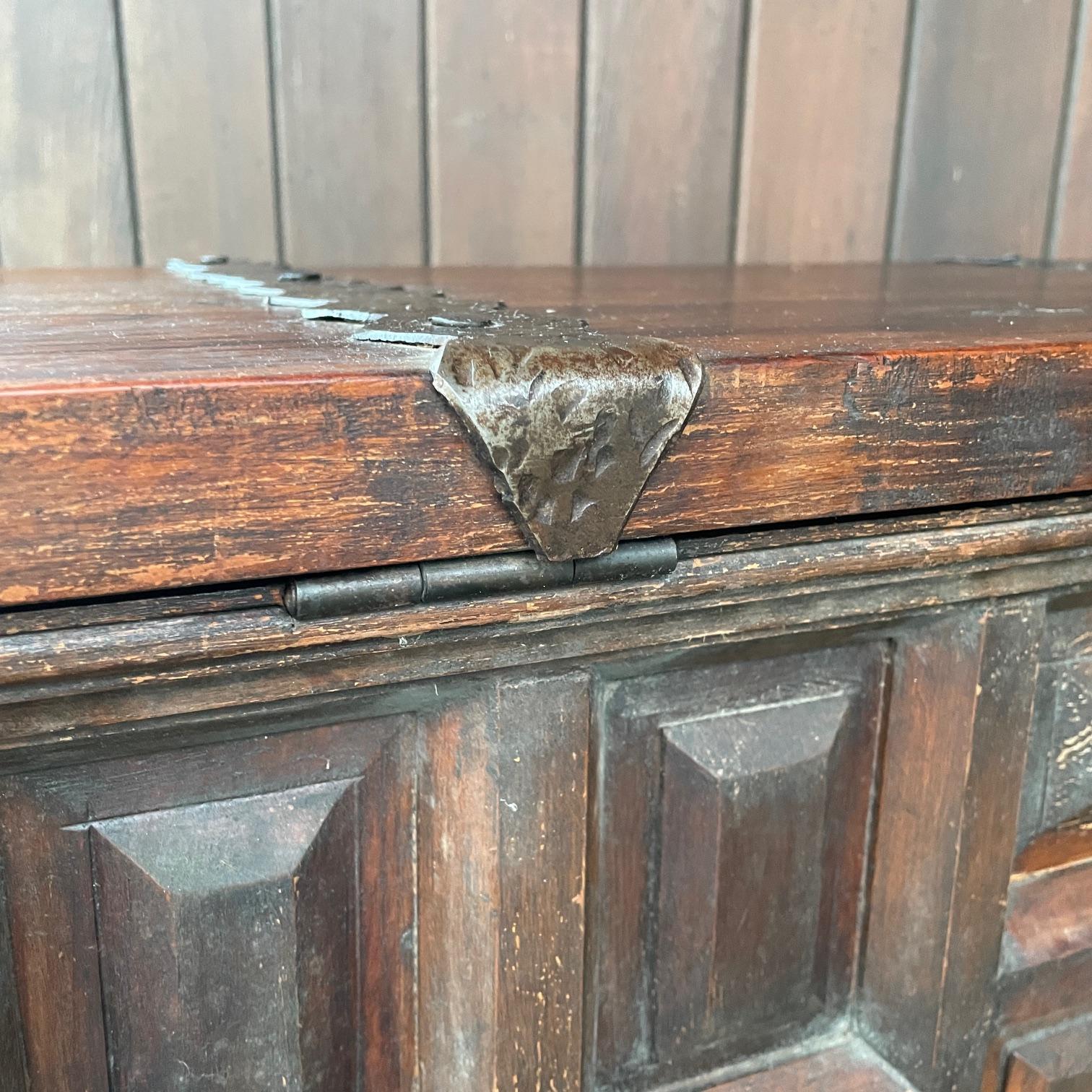 1940s Spanish Baroque style Trunk Vintage Mid-Century Old Hollywood Mansion For Sale 7