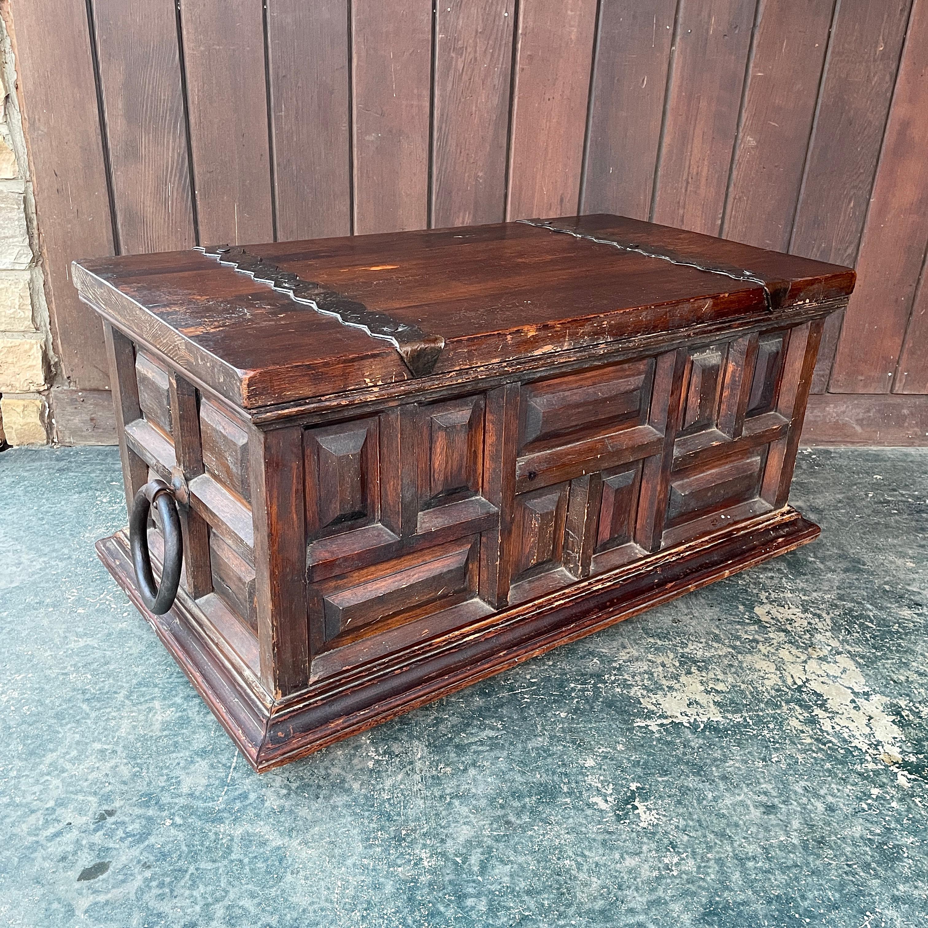 Hand-Crafted 1940s Spanish Baroque style Trunk Vintage Mid-Century Old Hollywood Mansion For Sale
