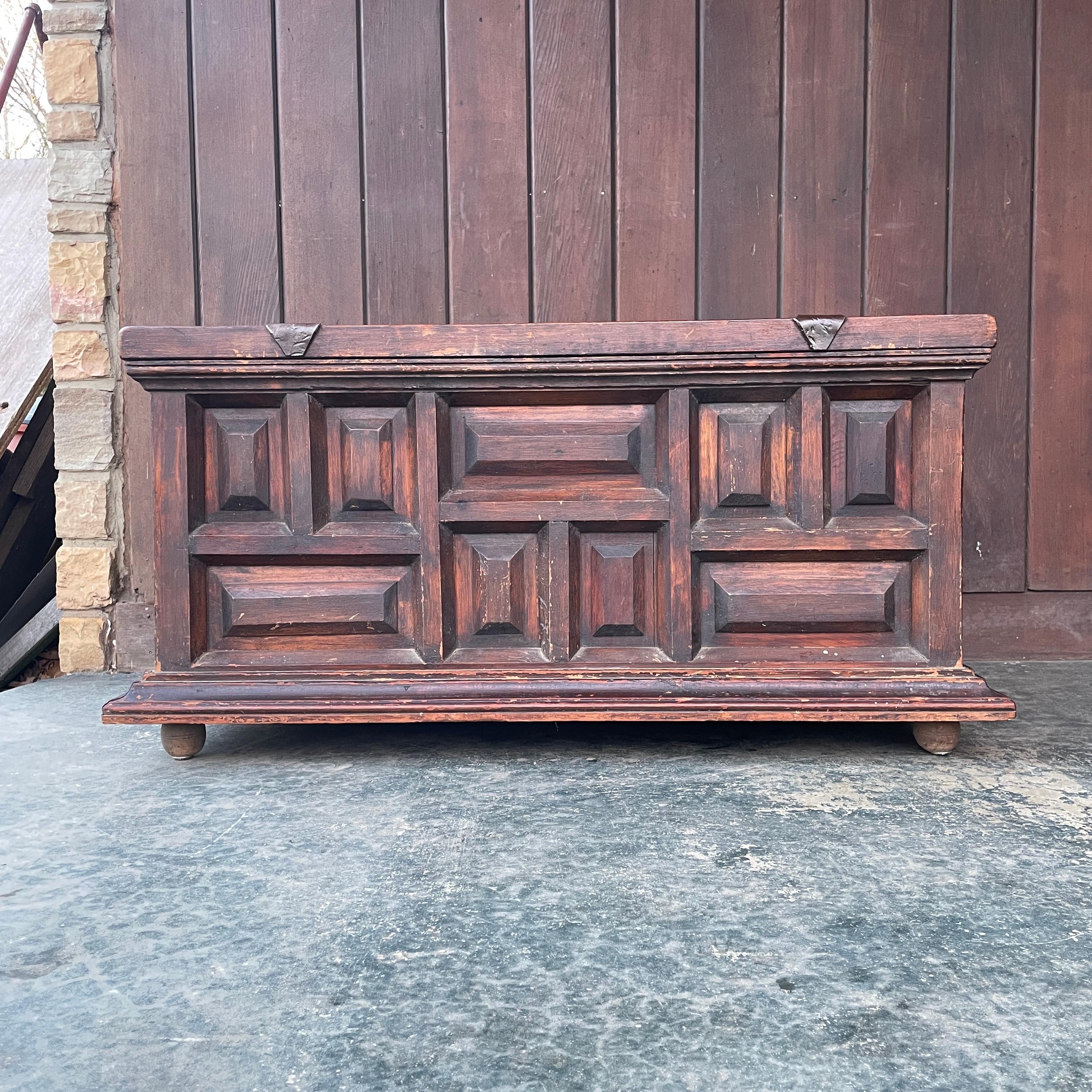 1940s Spanish Baroque style Trunk Vintage Mid-Century Old Hollywood Mansion For Sale 1