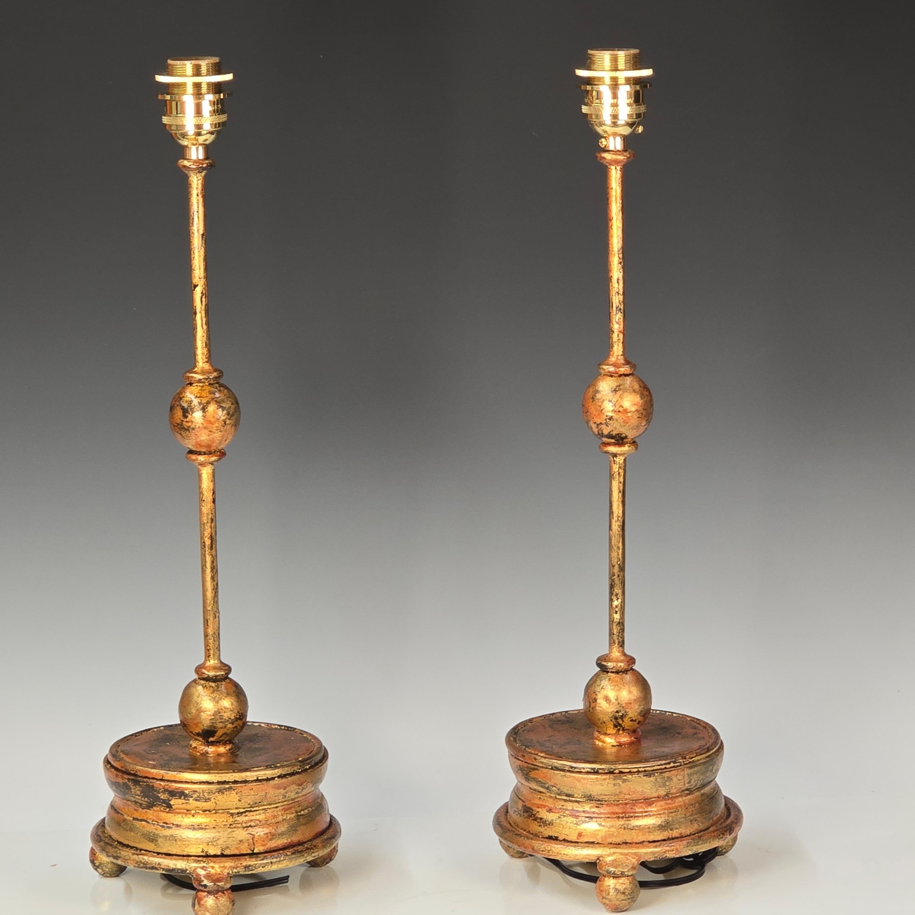 Lámparas españolas de hierro dorado de los años 40 con forma escultórica estilo Giacometti Moderno en venta