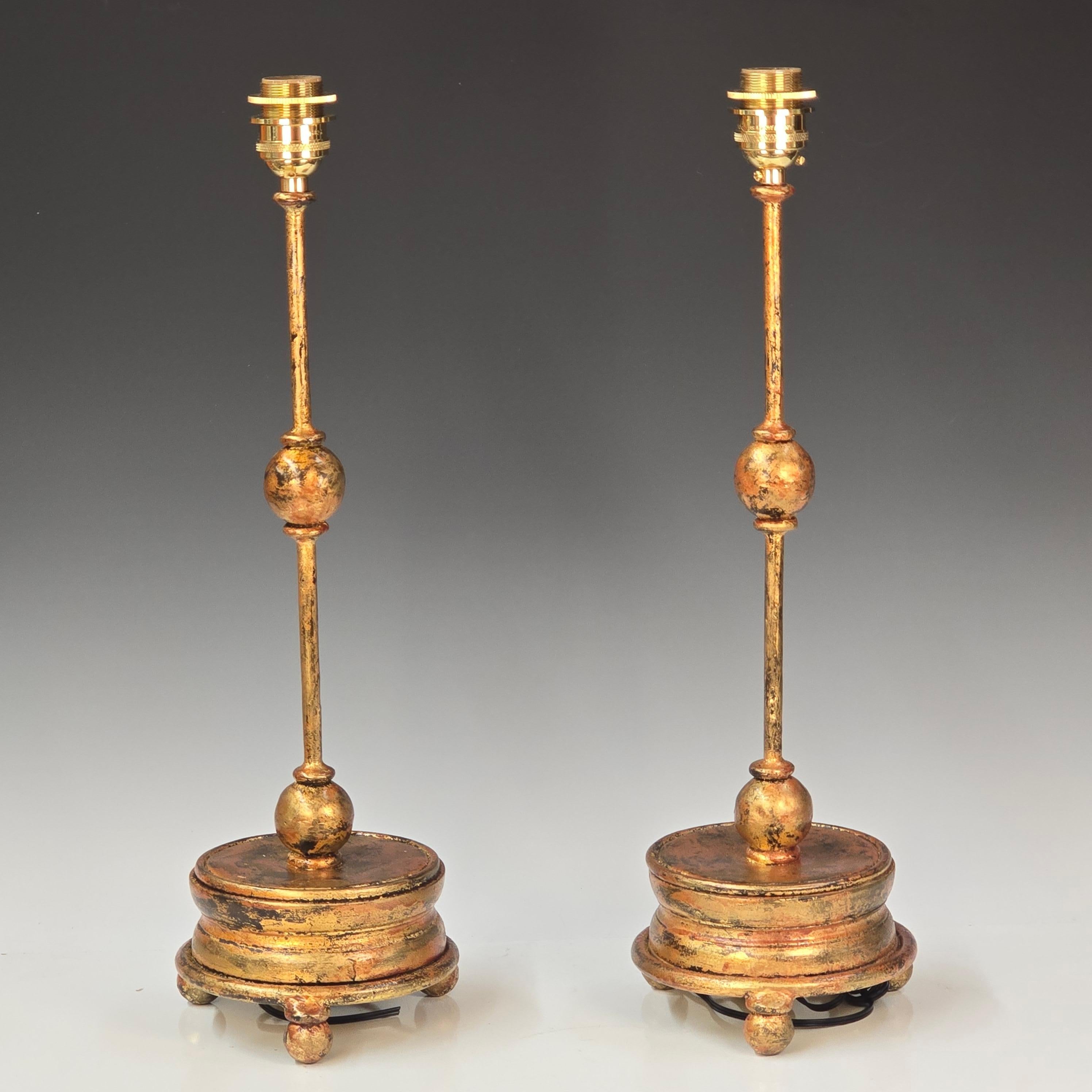 Lámparas españolas de hierro dorado de los años 40 con forma escultórica estilo Giacometti Forjado en venta