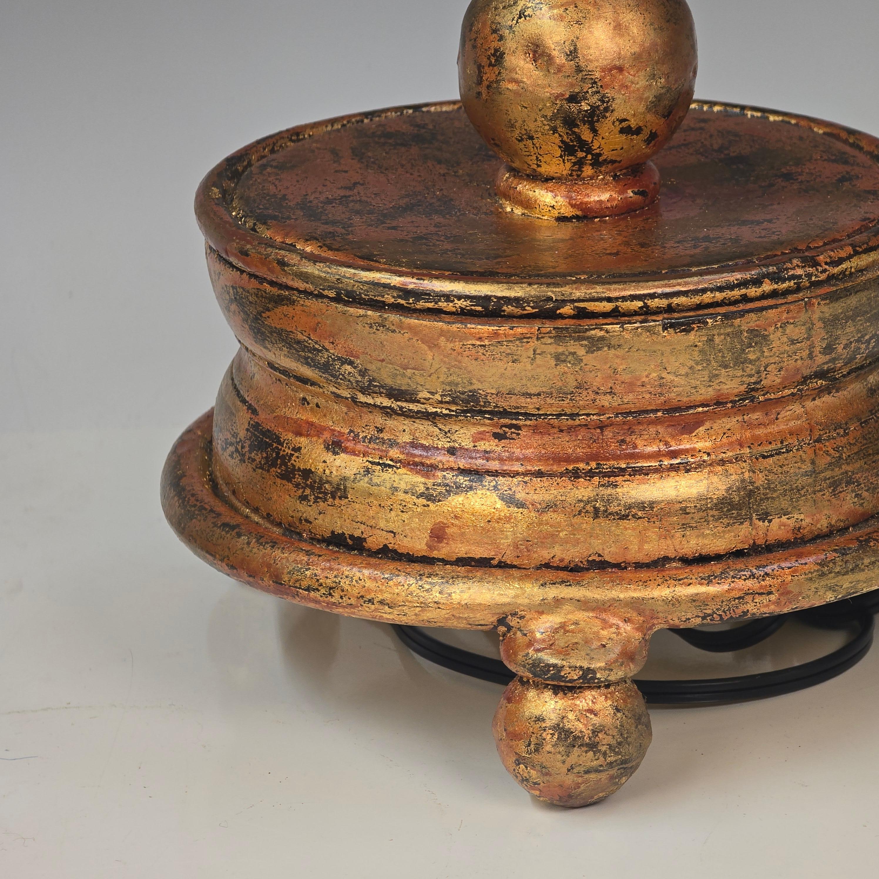 Lámparas españolas de hierro dorado de los años 40 con forma escultórica estilo Giacometti en Bueno estado para la venta en Kilmarnock, VA