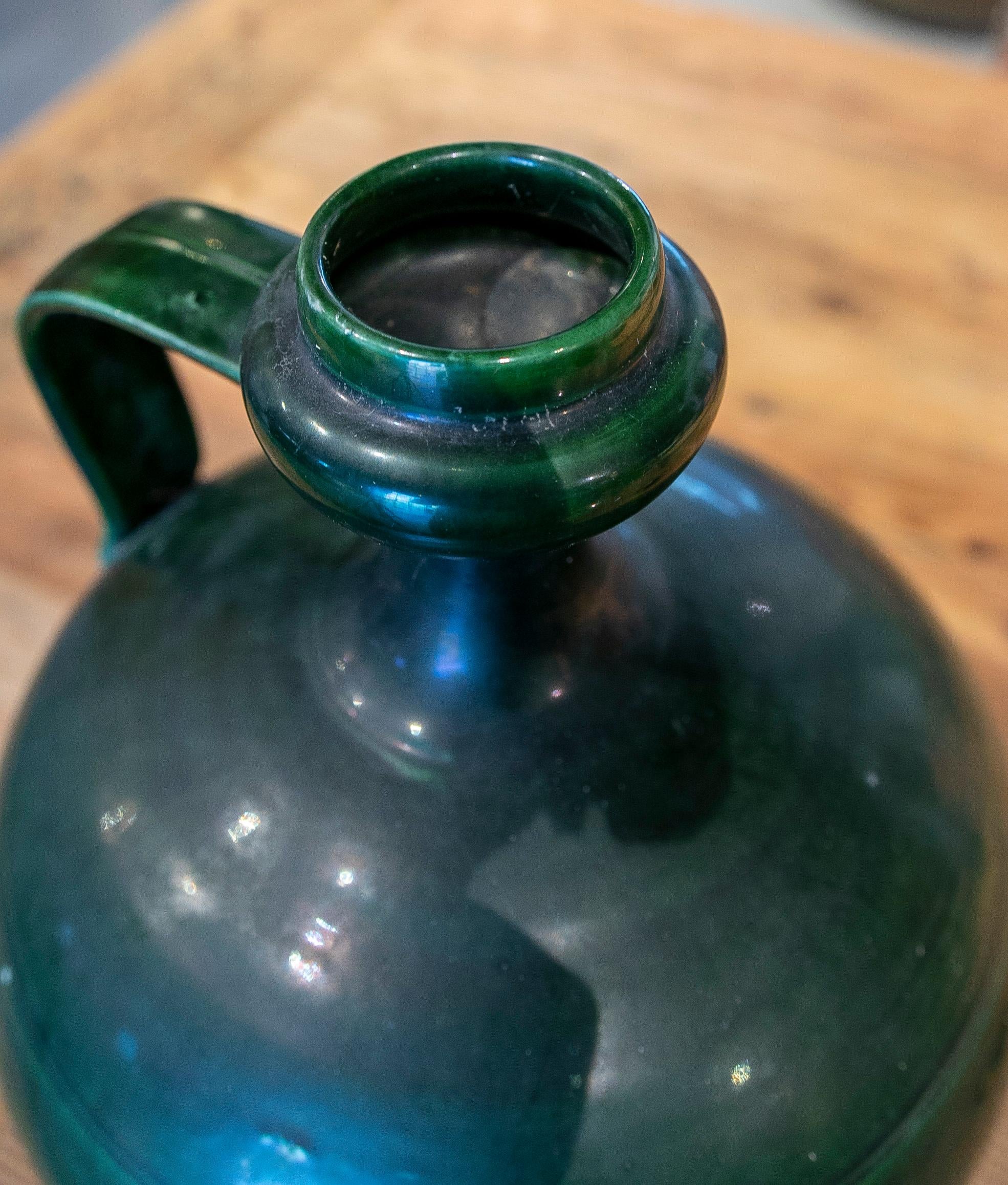 Vase espagnol des années 1940 « Perula » en terre cuite émaillée verte de Jaen en vente 1