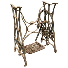 1940s Spanish Sewing Machine Iron Foot