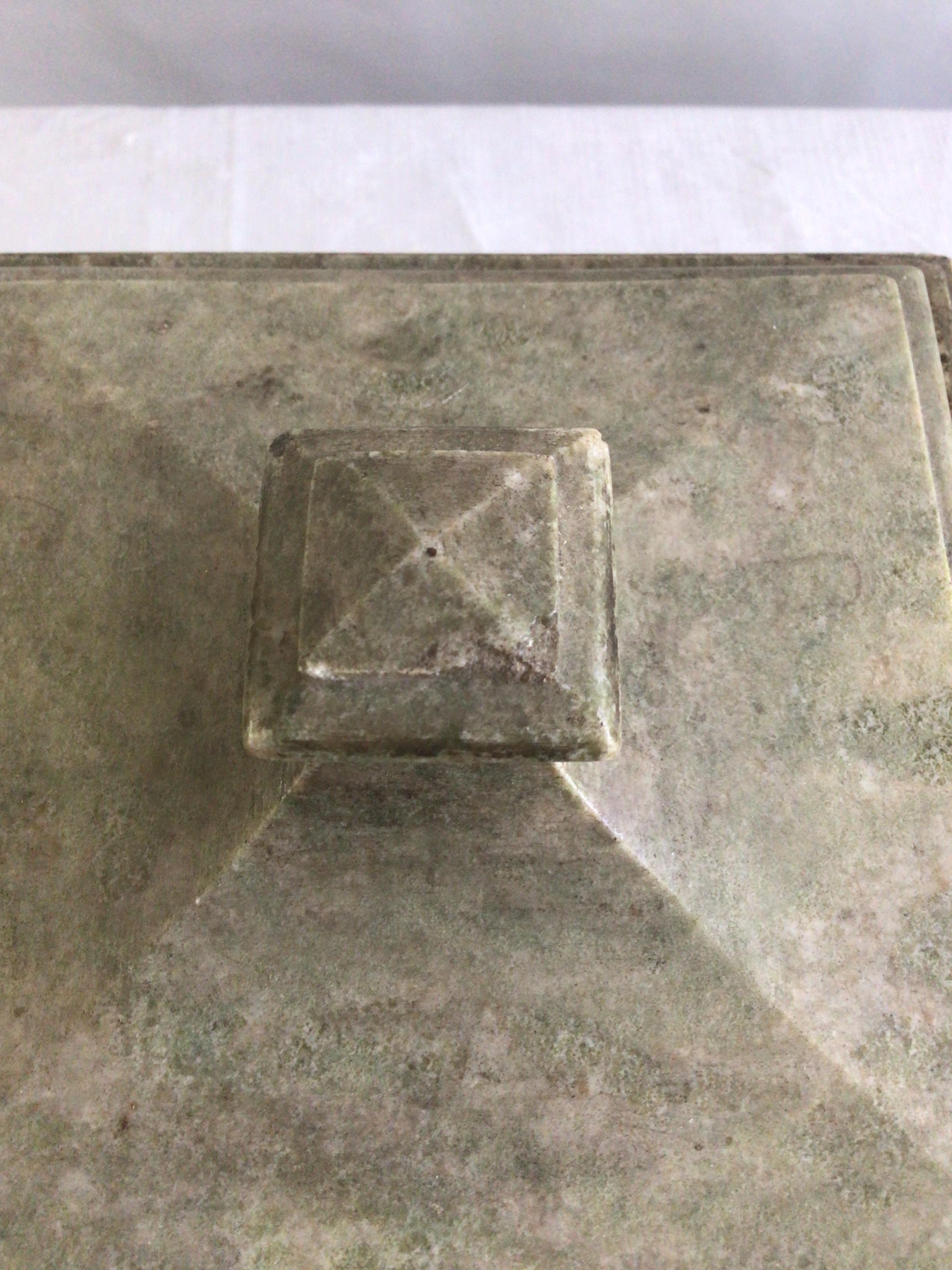 1940s Square Green Marble Box With Sculpted Lid For Sale 6