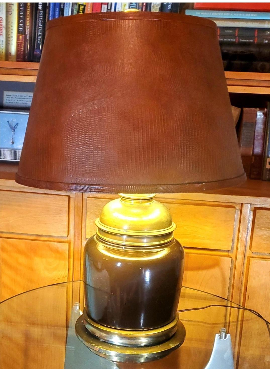American 1940s Stiffel Brass and Enamel Lamp For Sale