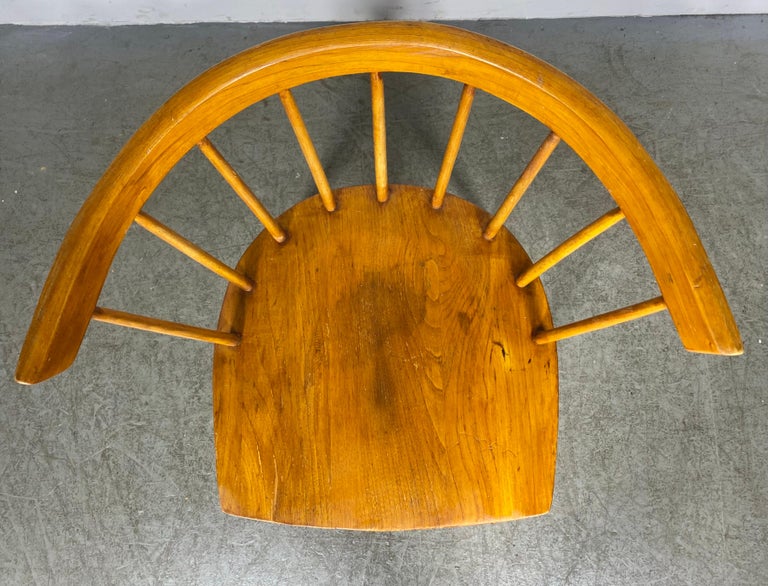 https://a.1stdibscdn.com/1940s-straight-chair-by-george-nakashima-for-sale-picture-2/f_10624/f_361155421694472197297/E0111364_117B_4EAA_A8B9_68AA4EEC1A72_master.jpeg?width=768