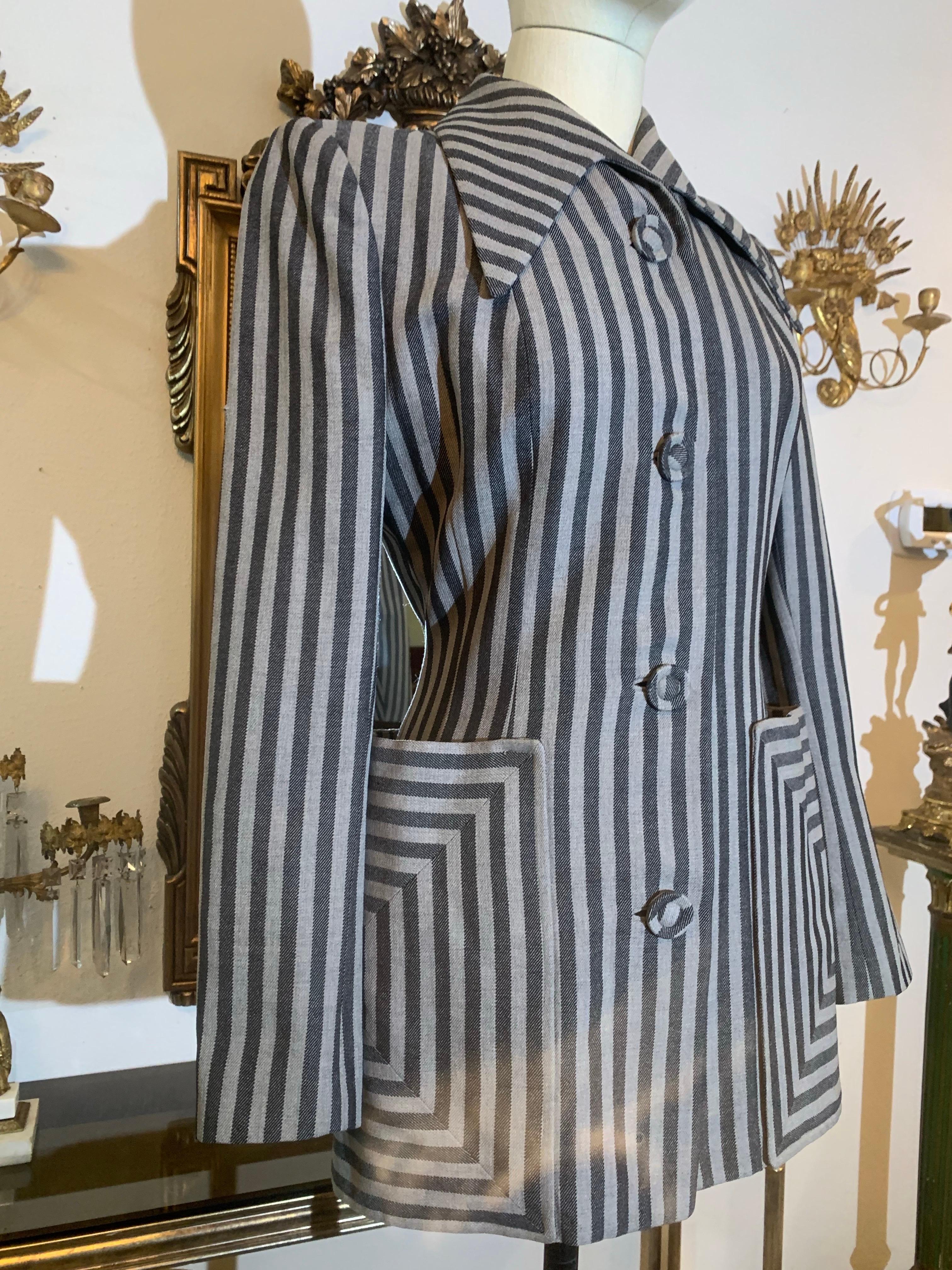1940s Stunning Gray on Gray Mitered Chalk Striped Jacket w Graphic Detailing For Sale 3