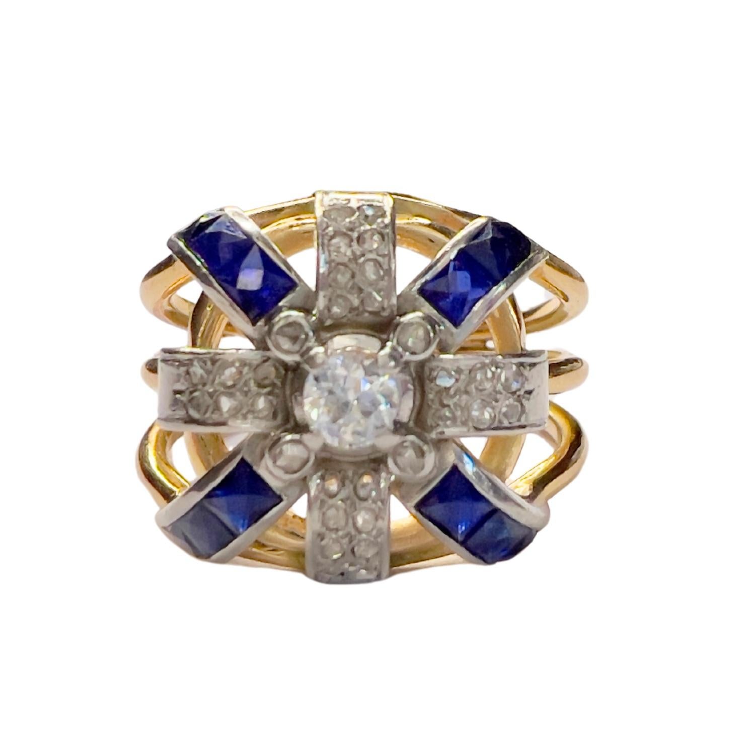 1940s Style 0.31 ct Diamonds 0.60 ct Sapphires Gold & Platinum Fashion Ring In Good Condition For Sale In MADRID, ES