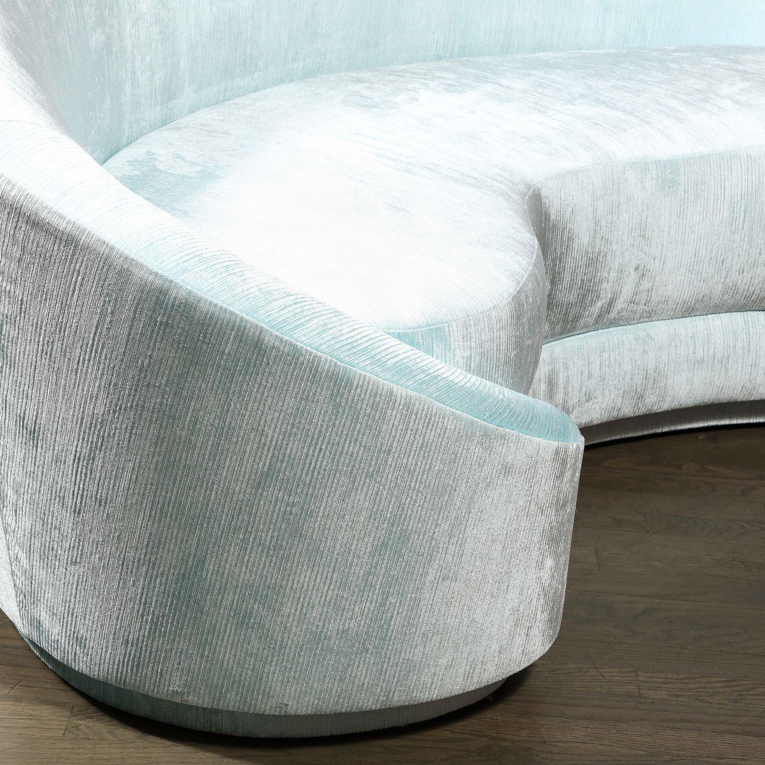 1940s Style Modernist Custom Sweeping Curved Sofa in Aquamarine Velvet For Sale 4