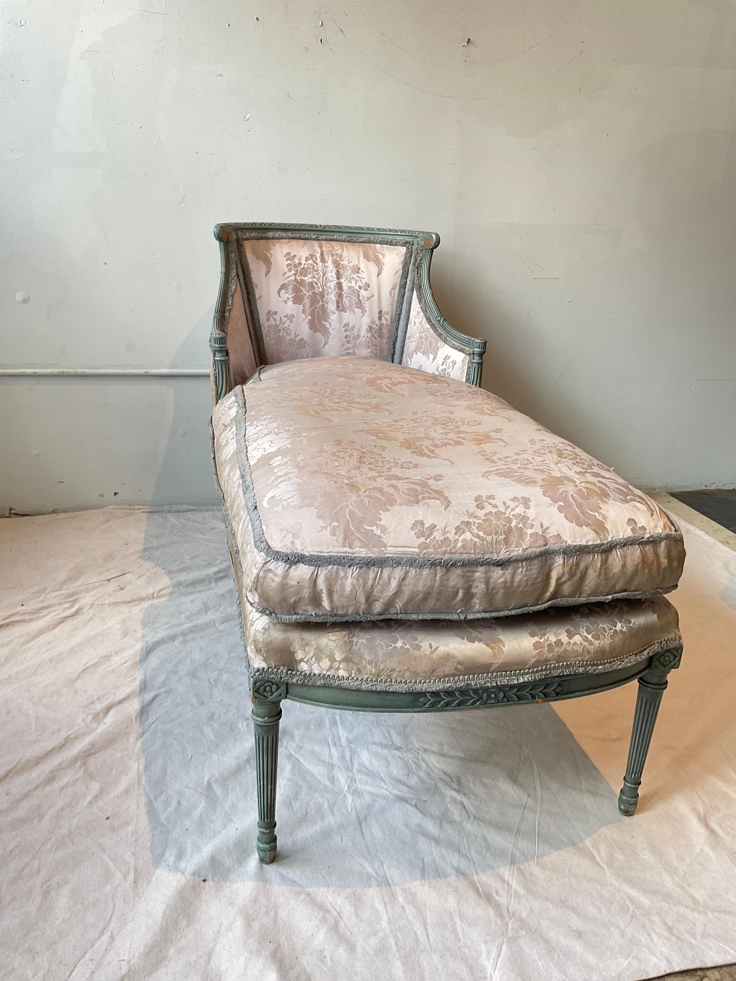 Wood 1940s Swan Chaise Lounge