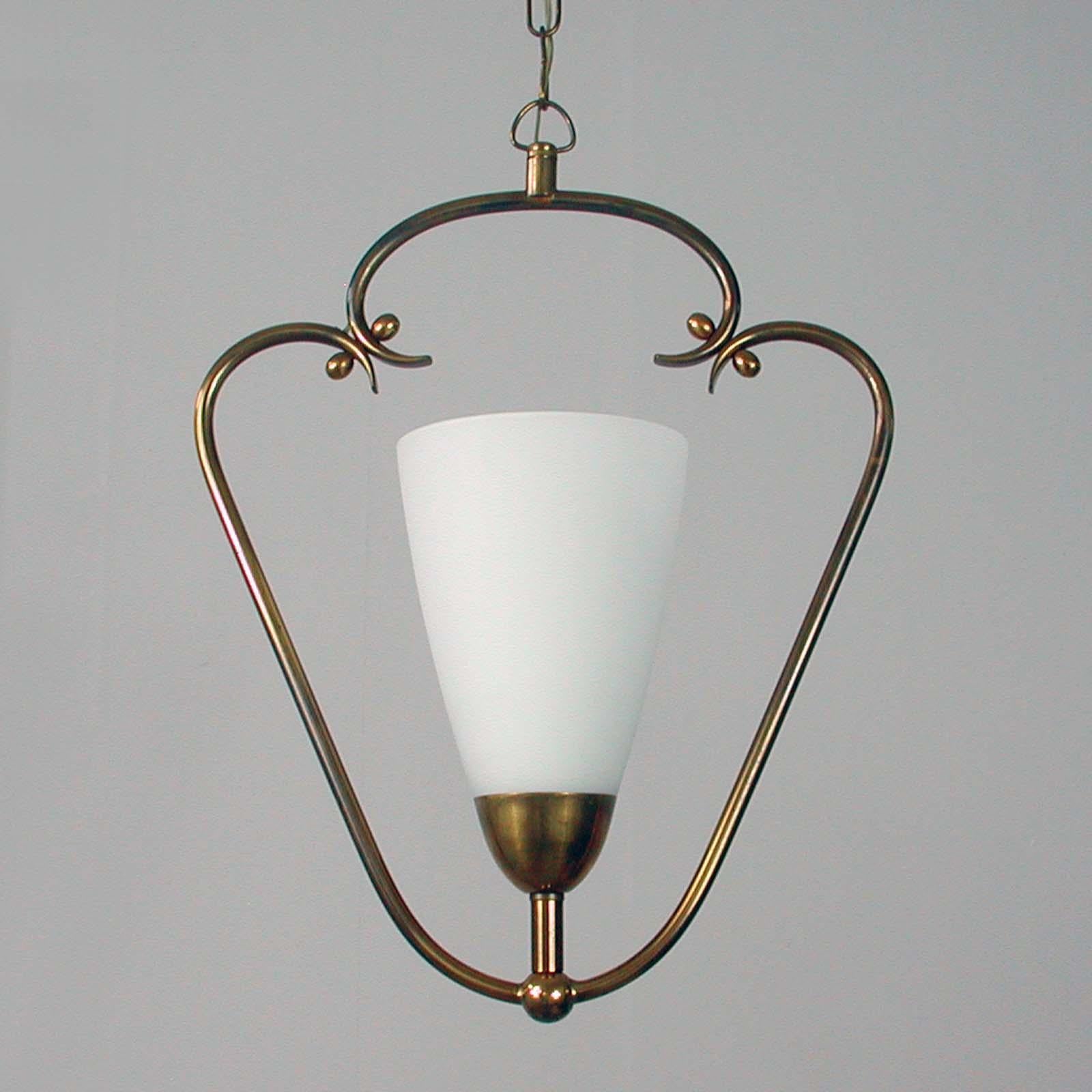 1940s Swedish Brass and Frosted Glass Lantern In Good Condition In NUEMBRECHT, NRW