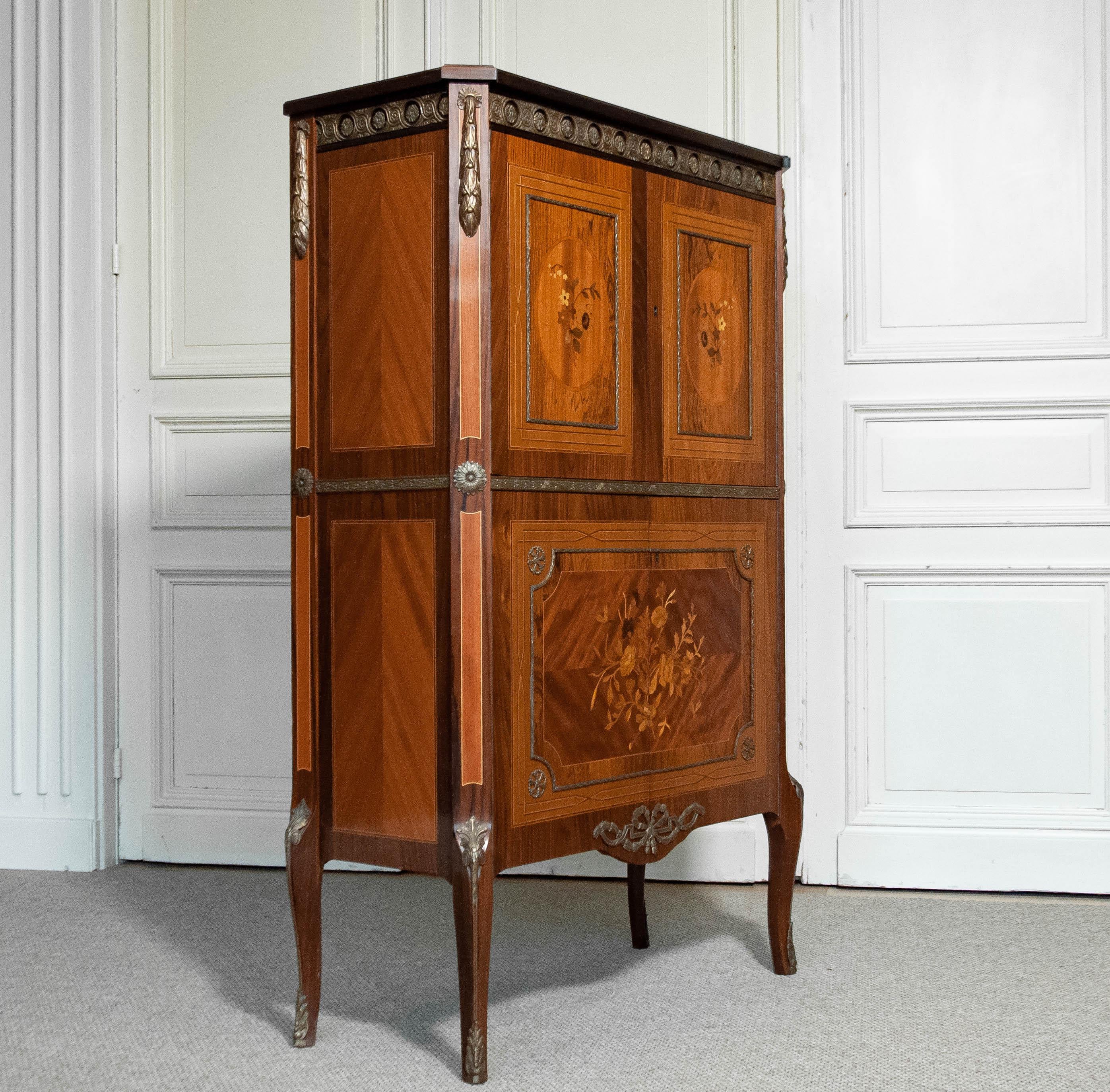 1940s Swedish Grace Drybar Cabinet For Sale 9