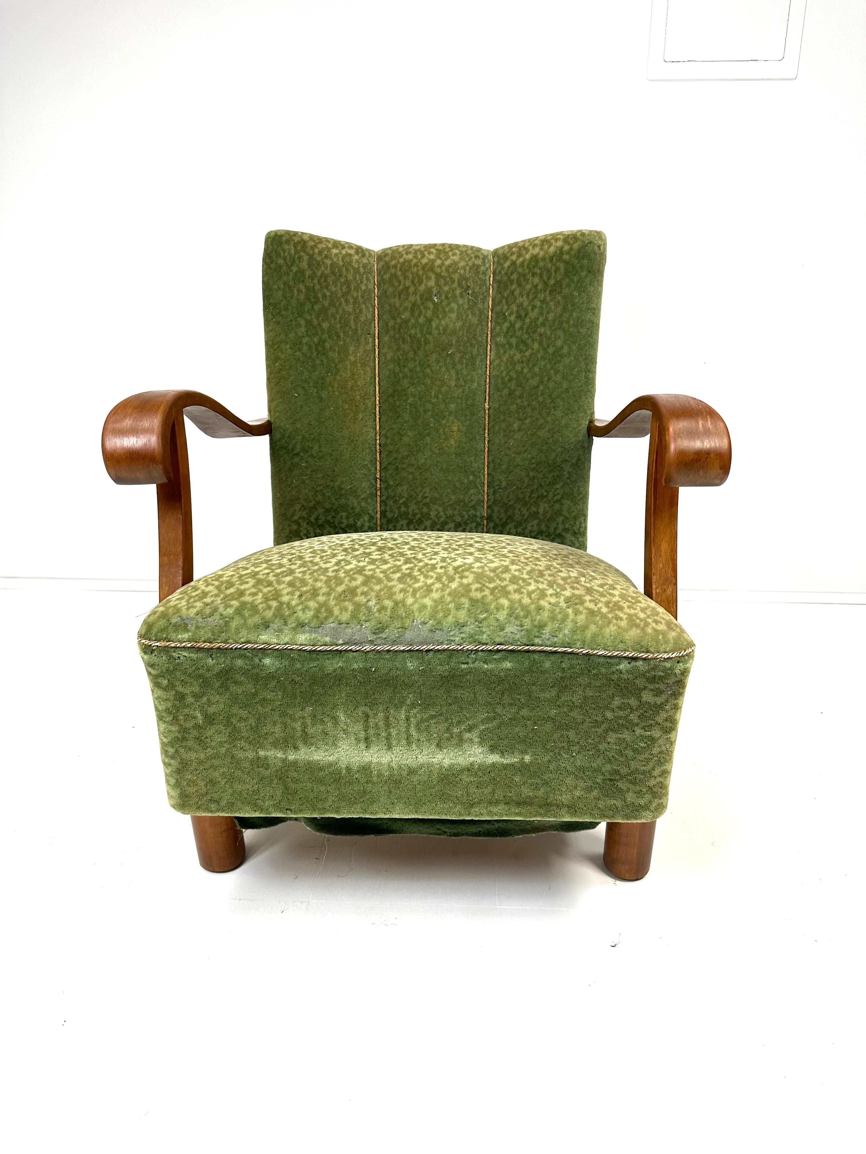 20th Century 1940’s Swedish Lounge Chair For Sale