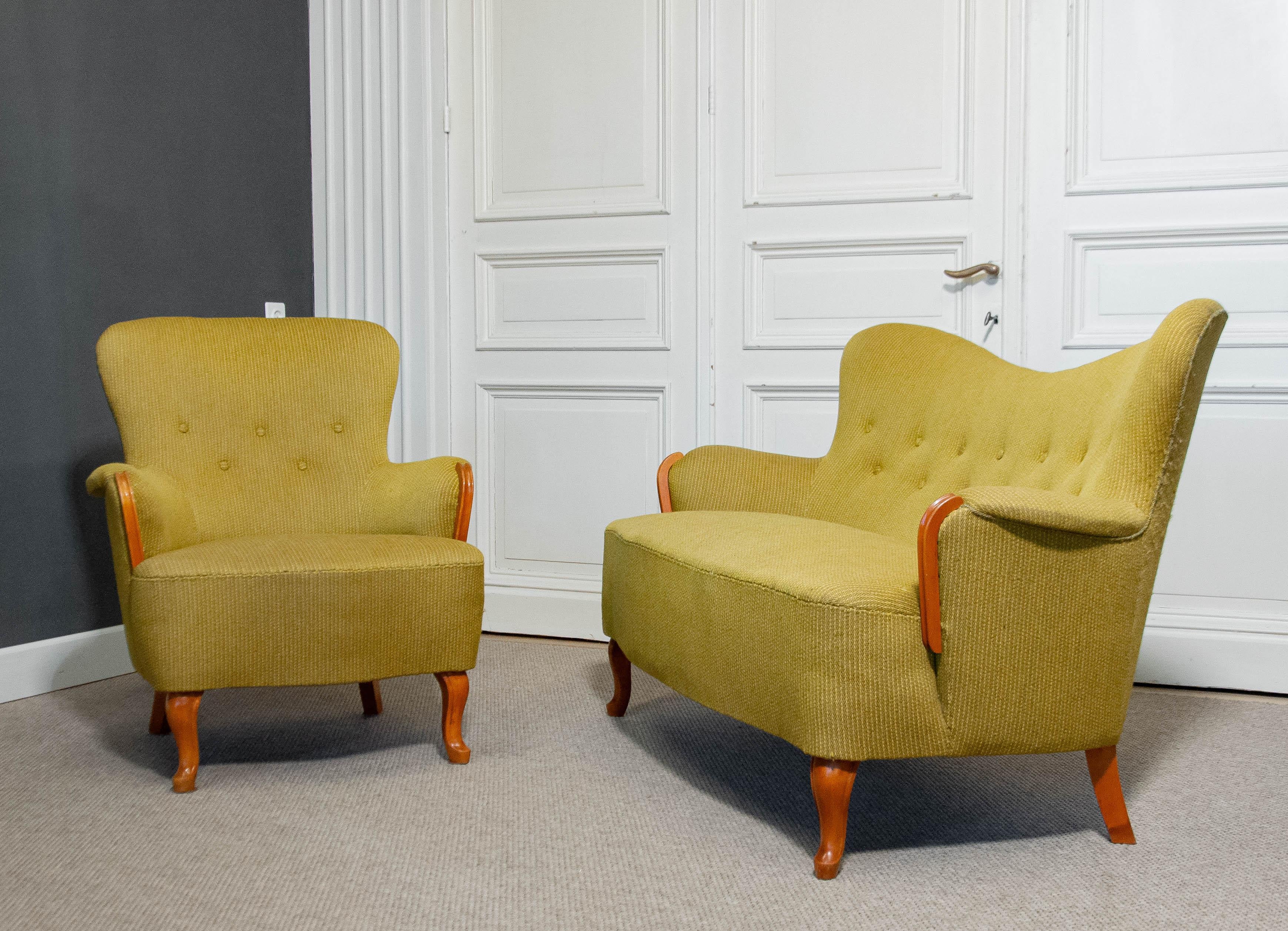 Ensemble de salon suédois des années 1940, canapé et chaise  Attribué à Carl Malmsten en vente 9