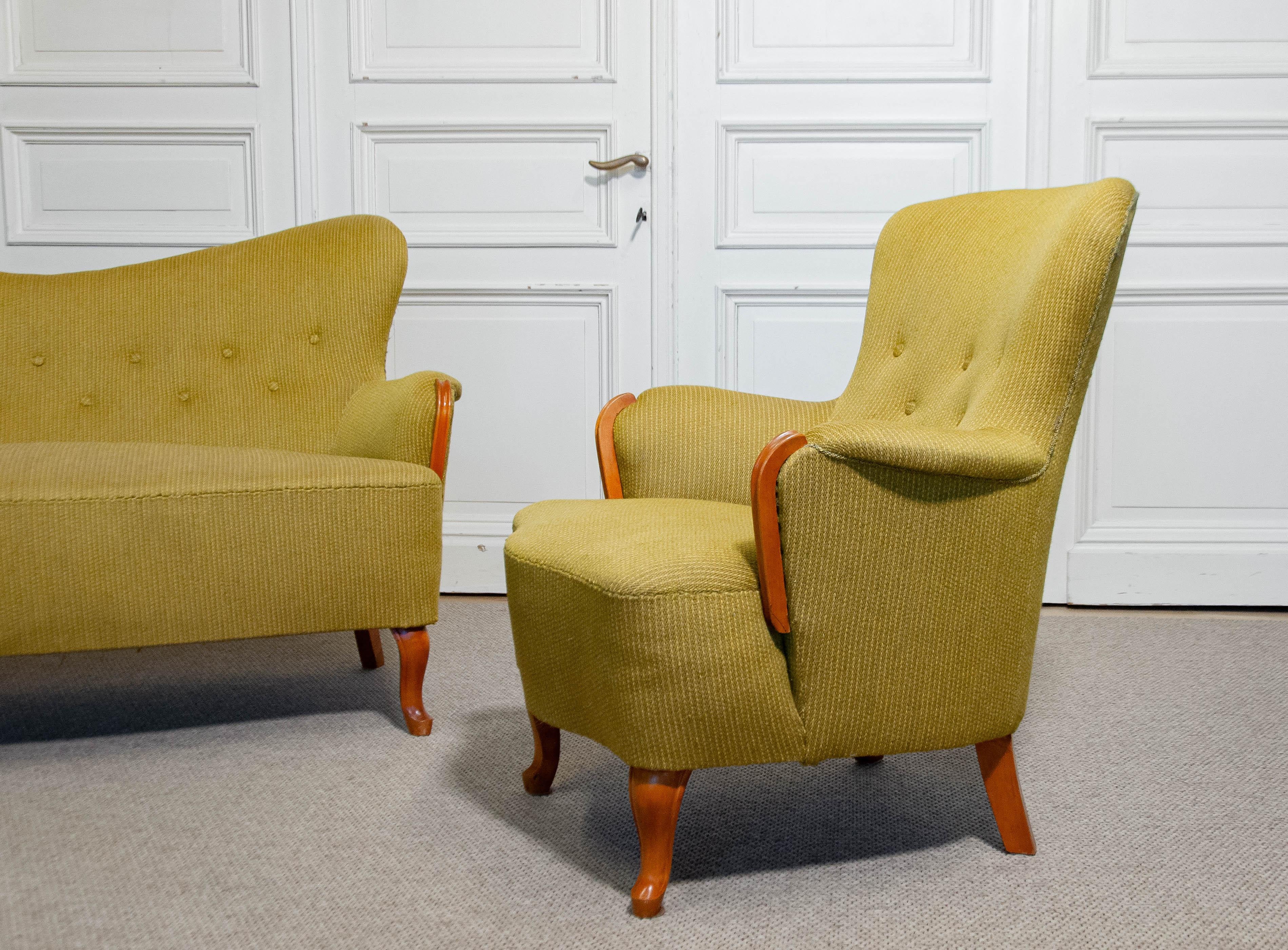Ensemble de salon suédois des années 1940, canapé et chaise  Attribué à Carl Malmsten en vente 11