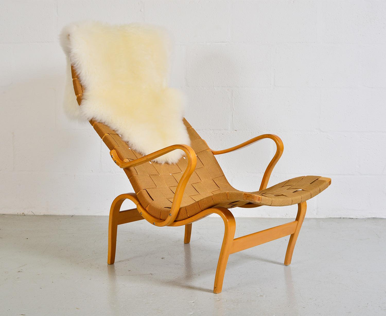 1940s Swedish Midcentury Beech Bruno Mathsson Pernilla Lounge Chair Bentwood In Good Condition In Sherborne, Dorset