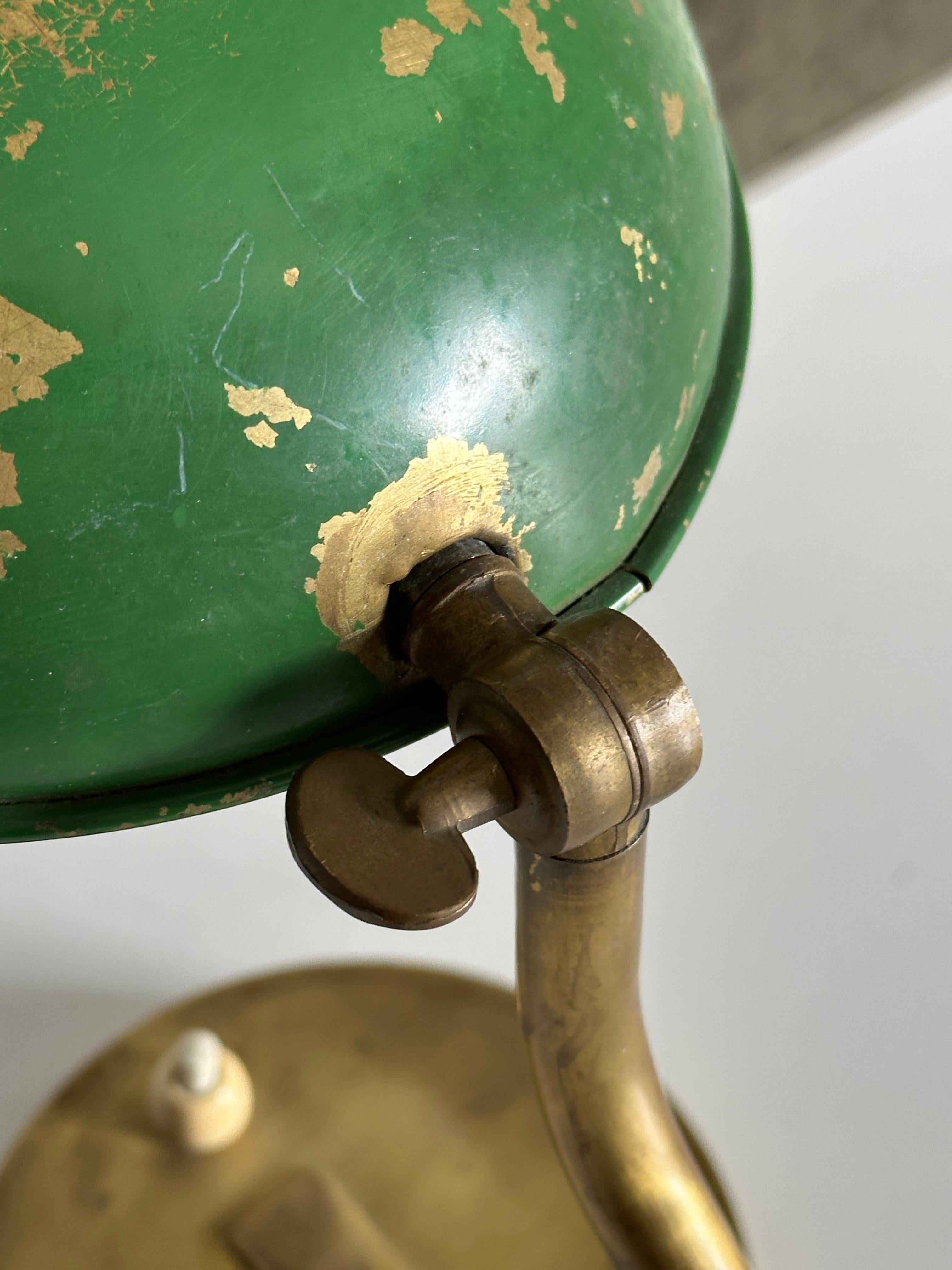 1940s Swedish Modern Organic Wall/ Table Lamp by Asea, Brass and Paint For Sale 6