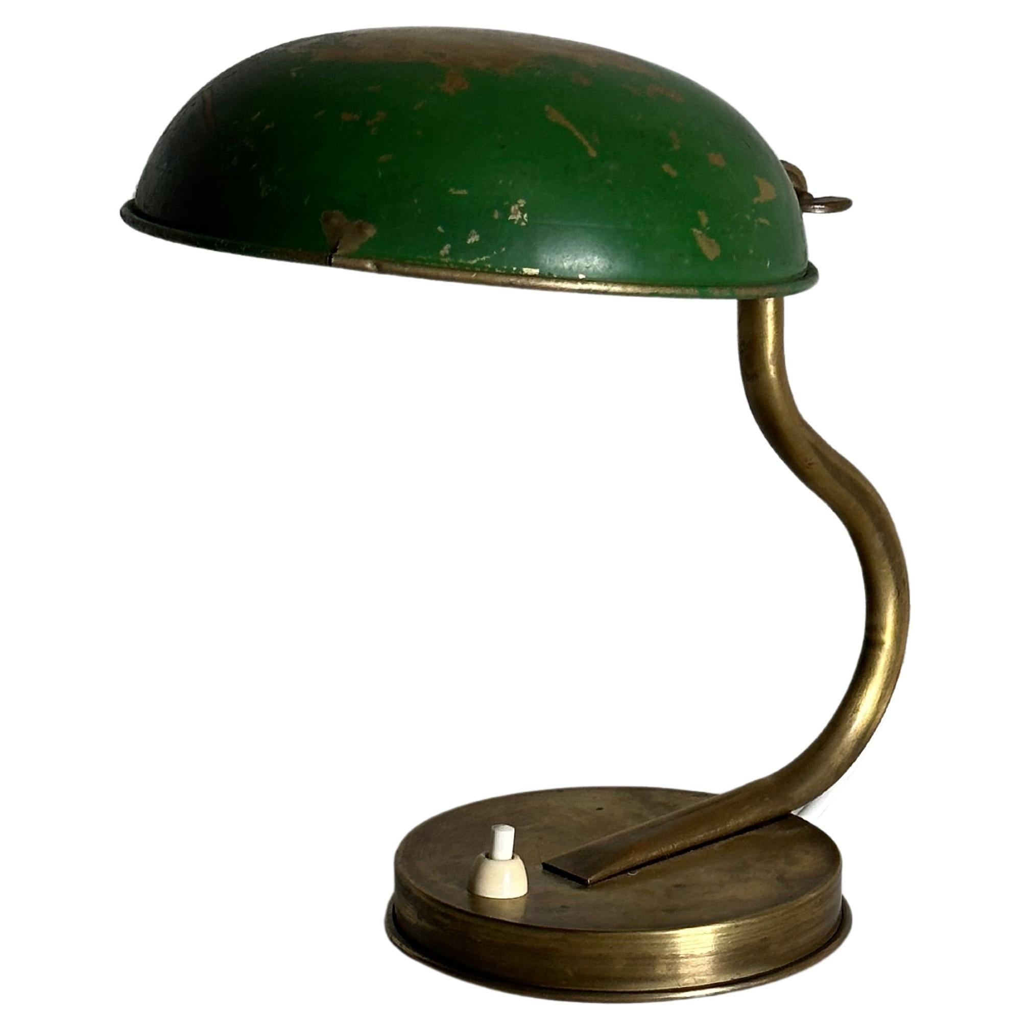 Lampe de bureau/lampe de bureau organique suédoise moderne des années 1940 par Asea, laiton et peinture