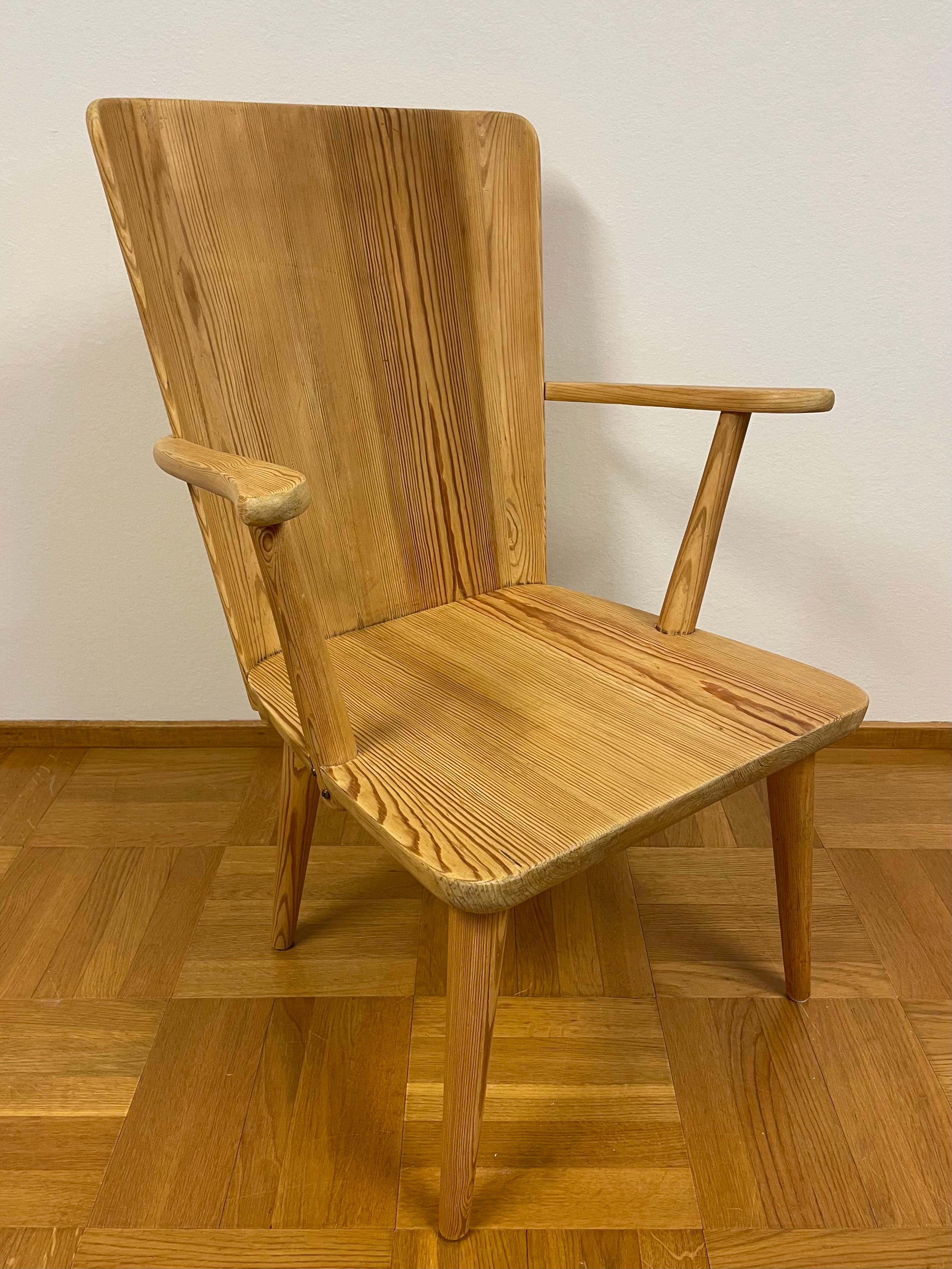 Mid-20th Century 1940s Swedish Pine Armchair by Göran Malmvall for Karl Andersson & Söner  For Sale