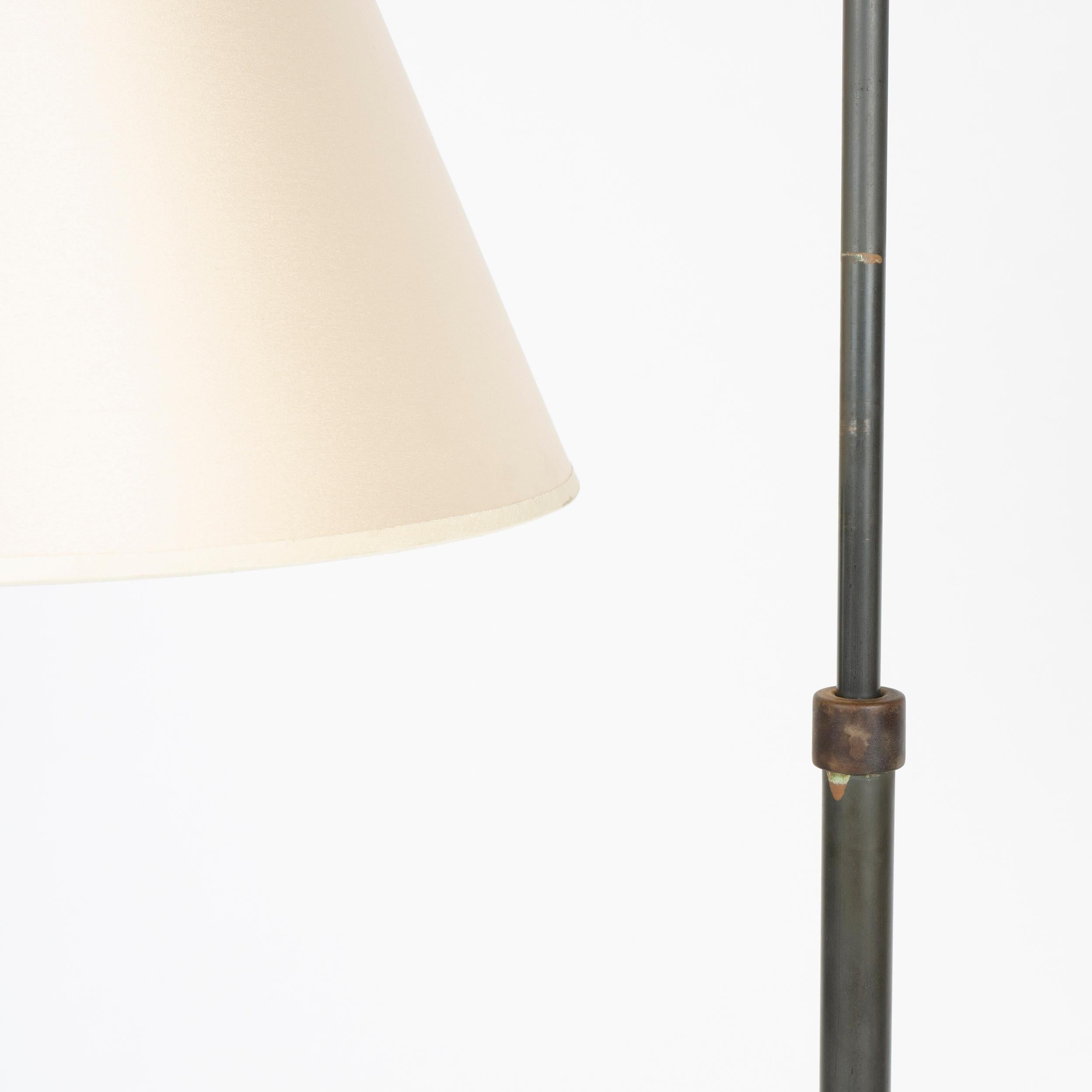 1940s Swiss Telescoping Brass Floor Lamp by Sigfried Giedion for B.A.G. Turgi In Good Condition In Sagaponack, NY