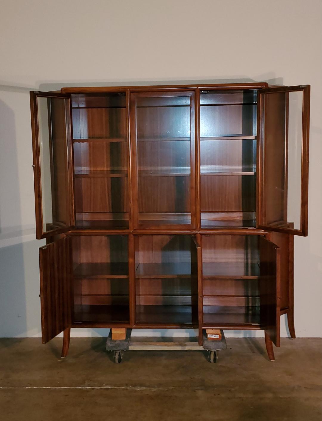 1940s T. H. Robsjohn-Gibbings 2 Part Credenza and Glass Top Cabinet For Sale 7