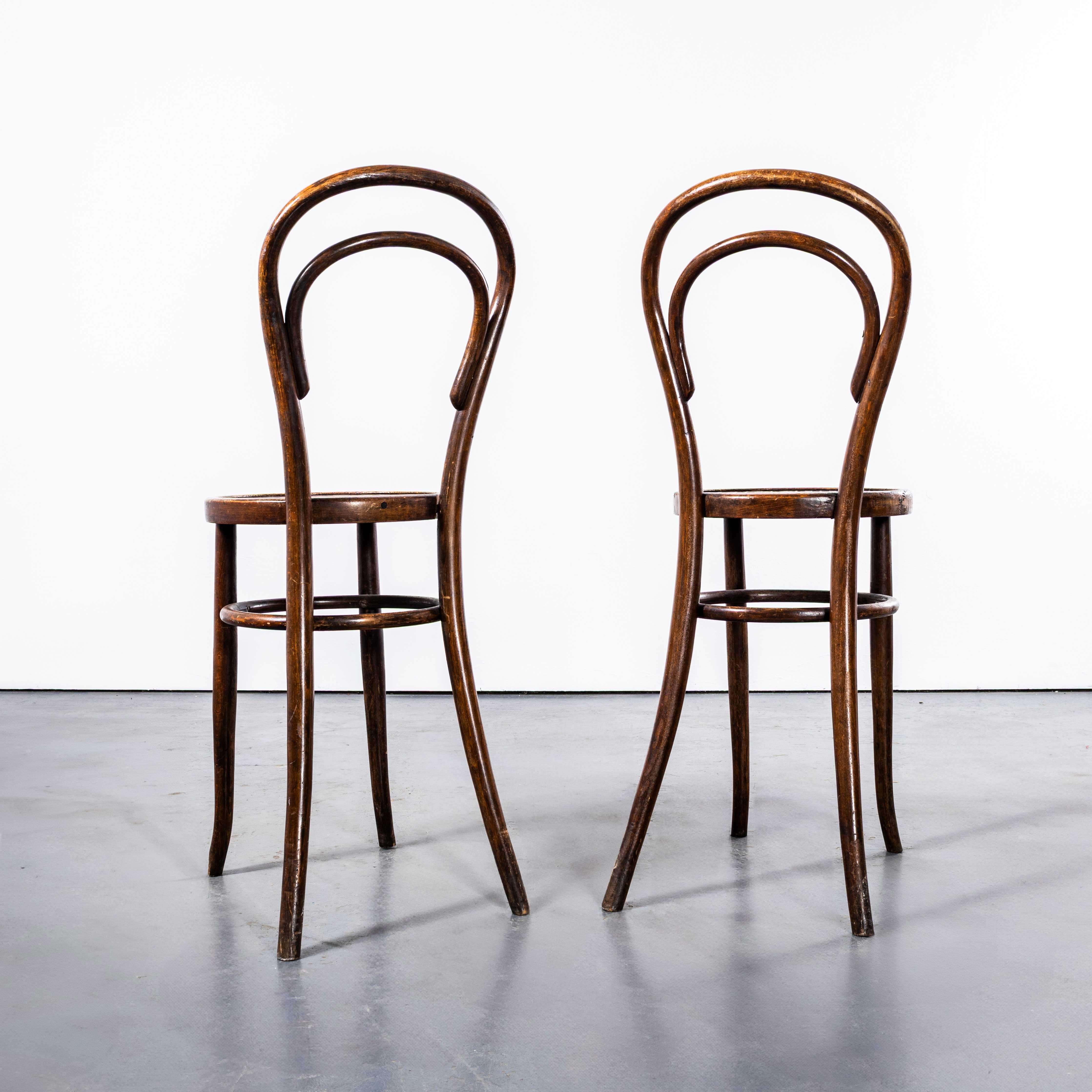 Sedie da pranzo in bengala alte e sottili degli anni '40 - Coppia In condizioni buone in vendita a Hook, Hampshire