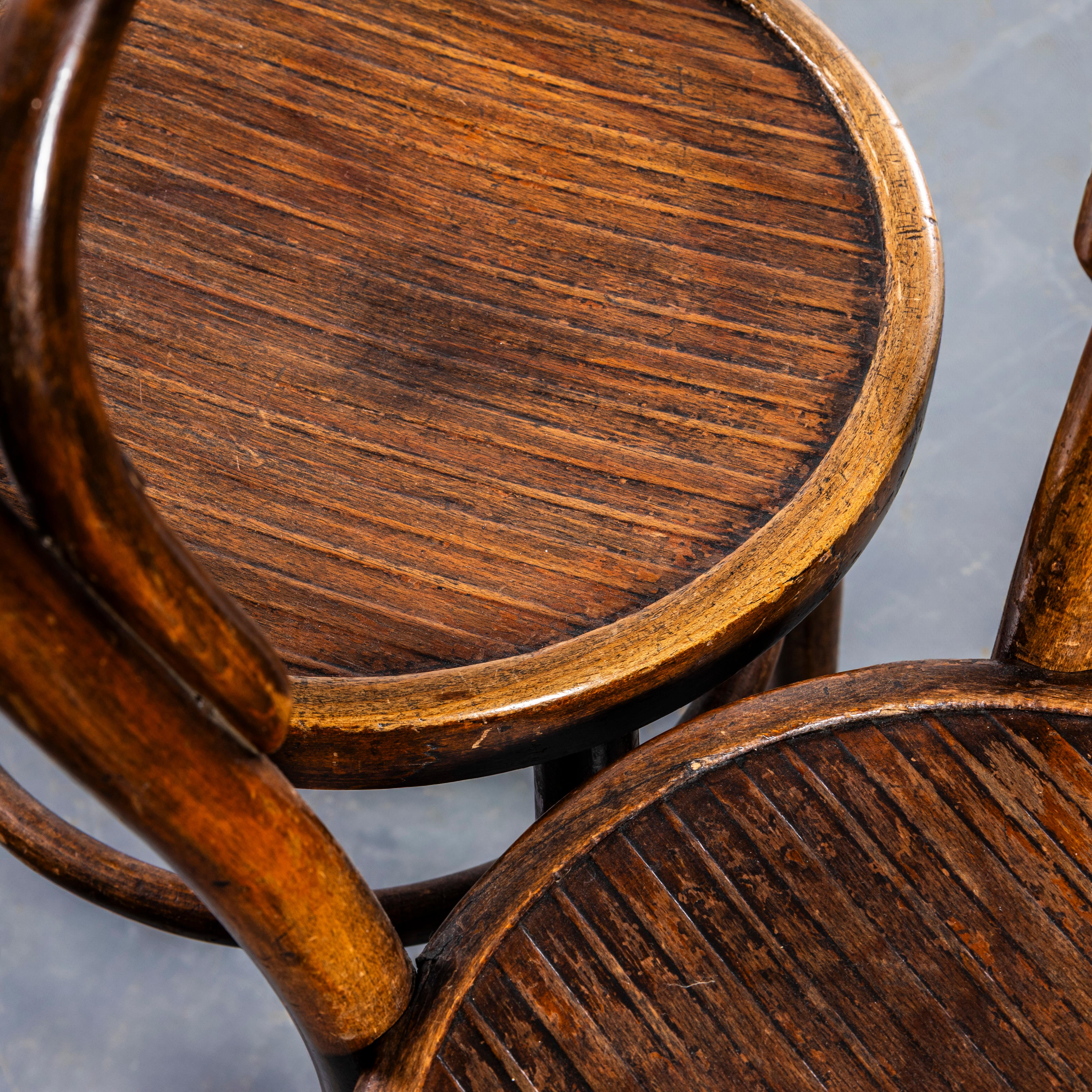 Metà XX secolo Sedie da pranzo in bengala alte e sottili degli anni '40 - Coppia in vendita