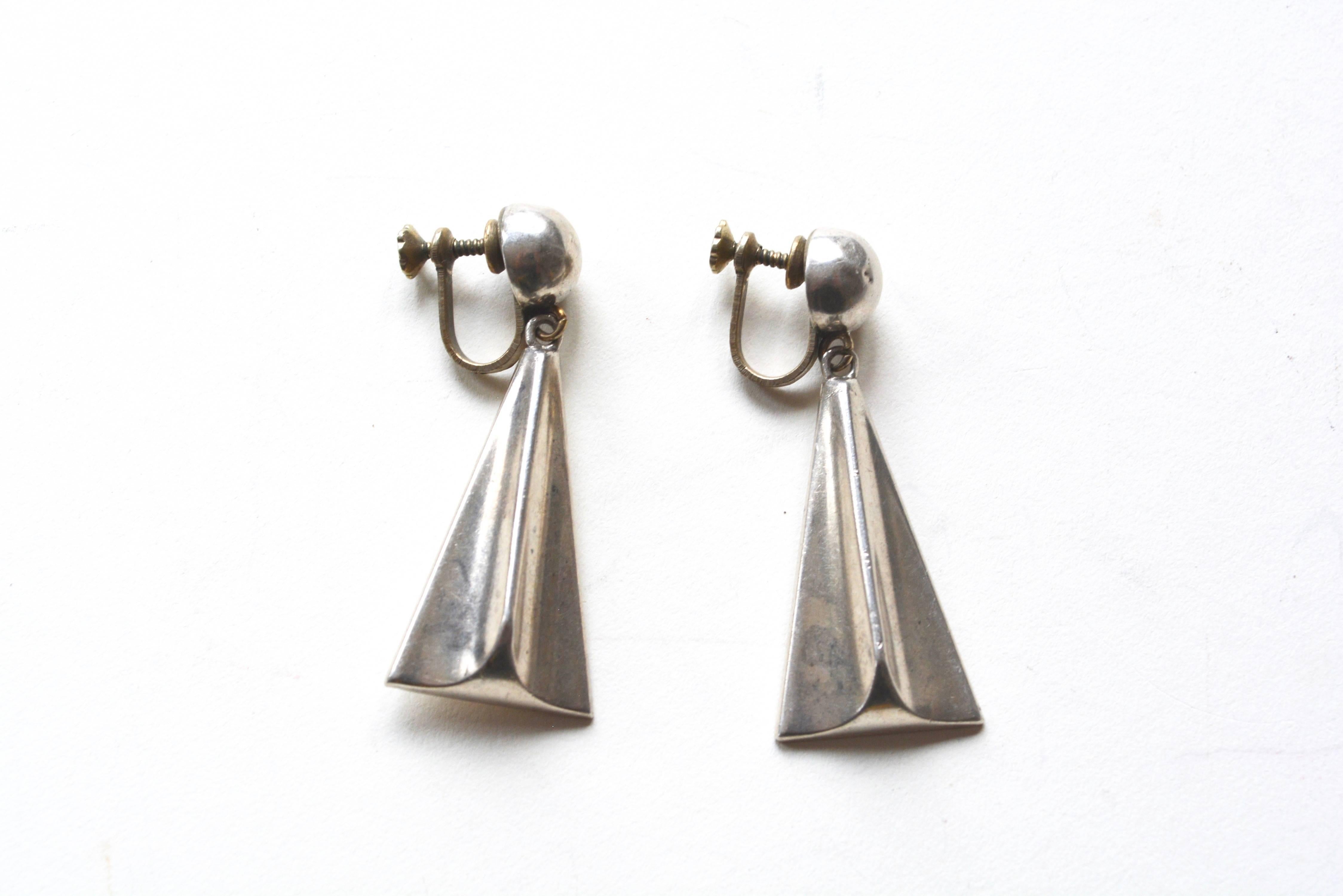 Taxco Earrings, 1940s  In Excellent Condition For Sale In Litchfield County, CT