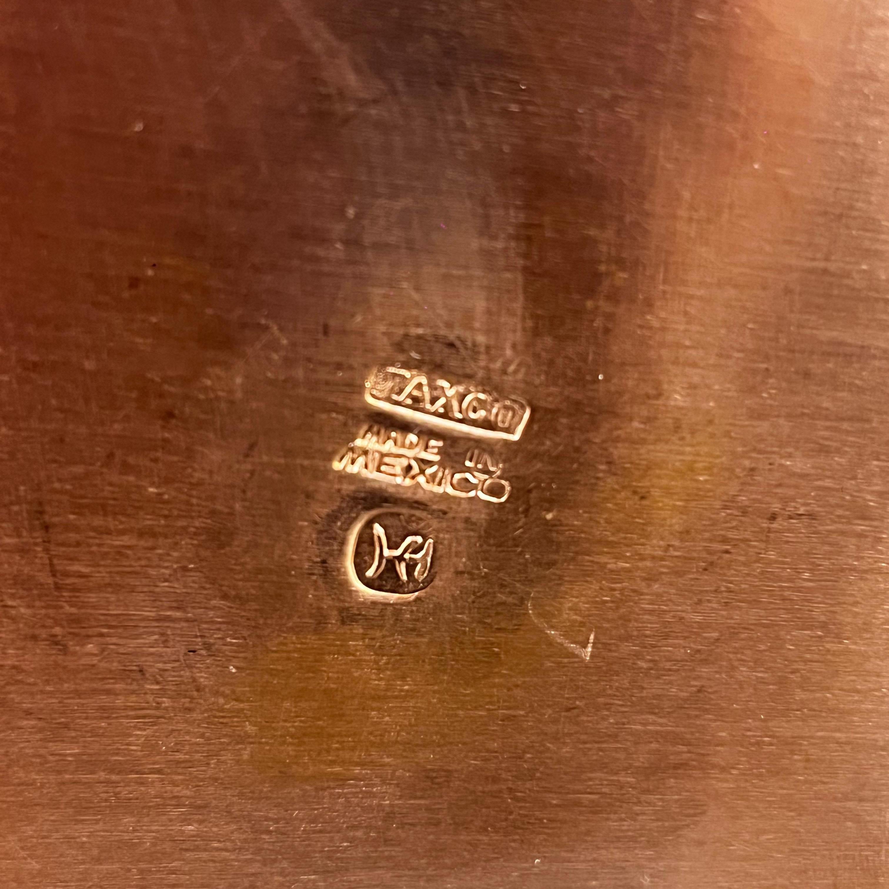 1940s Taxco México Héctor Aguilar Copper and Brass Pitcher For Sale 1
