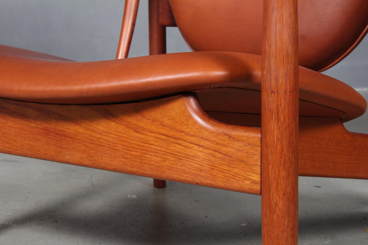 Mid-20th Century 1950s Teak and Tan Leather Chieftain's Chair by Finn Juhl